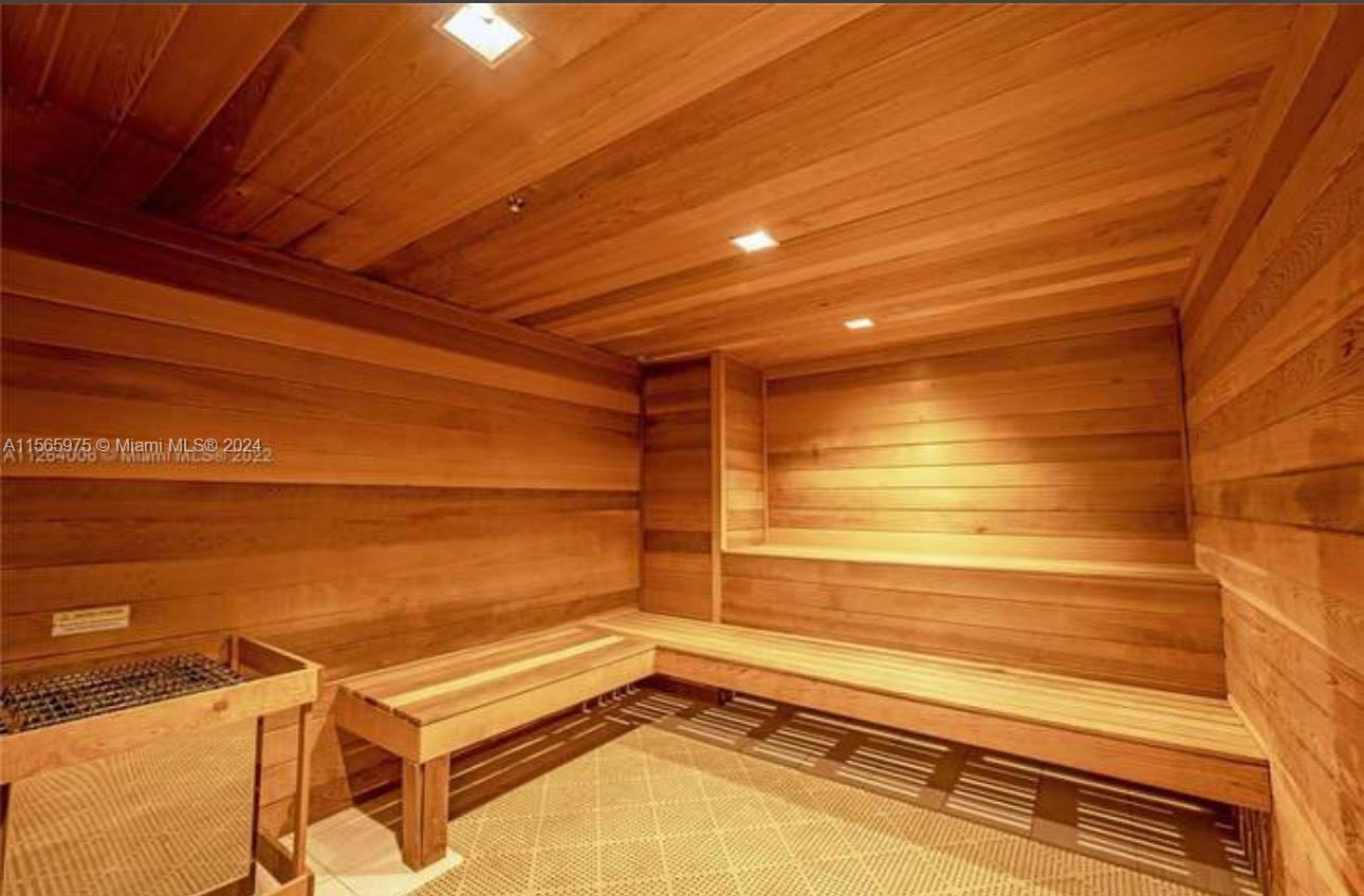 500 Three Islands Blvd 509, Hallandale Beach, Florida 33009, 2 Bedrooms Bedrooms, ,2 BathroomsBathrooms,Residentiallease,For Rent,500 Three Islands Blvd 509,A11565975