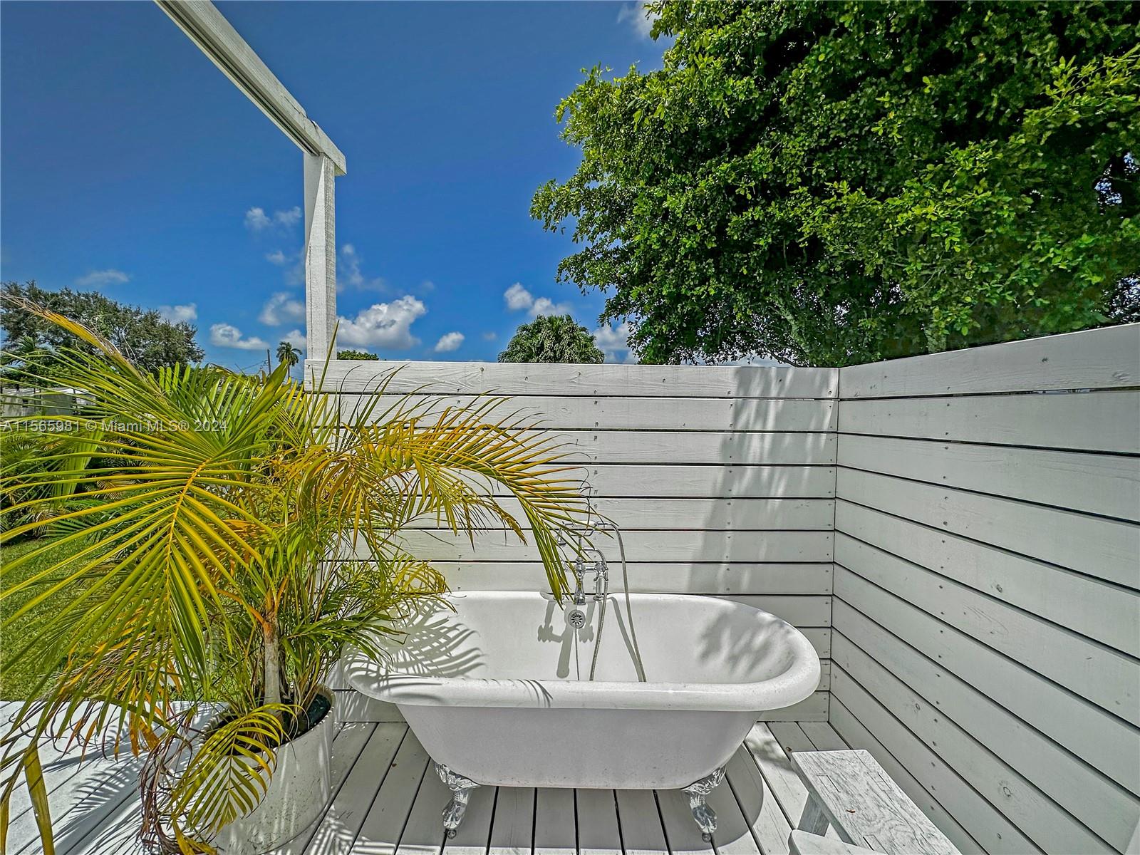 845 NW 87th St, Miami, Florida 33150, 3 Bedrooms Bedrooms, ,2 BathroomsBathrooms,Residential,For Sale,845 NW 87th St,A11565981