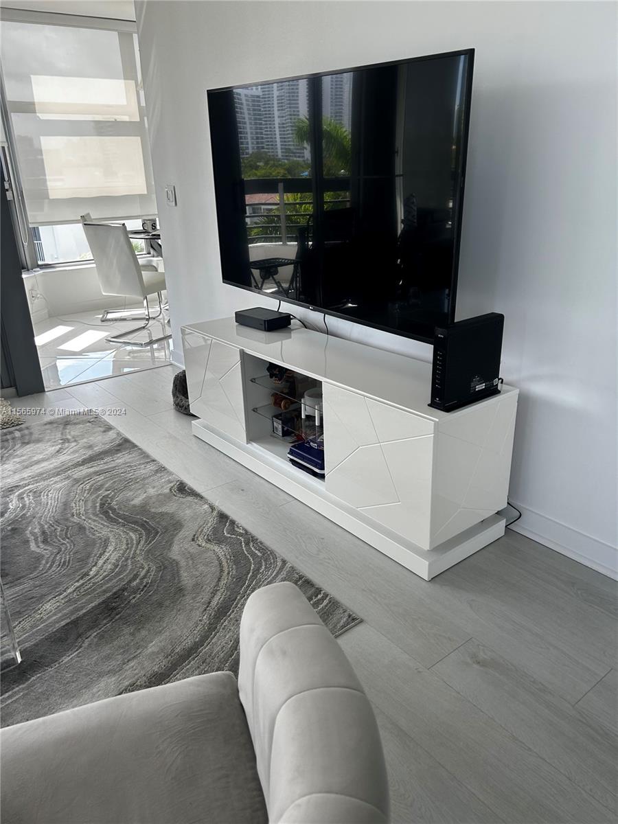 3400 NE 192nd St 612, Aventura, Florida 33180, 2 Bedrooms Bedrooms, ,2 BathroomsBathrooms,Residentiallease,For Rent,3400 NE 192nd St 612,A11565974