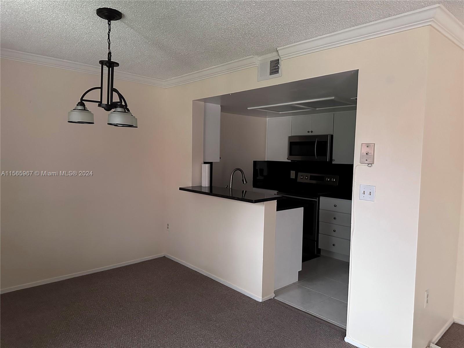 3226 Coral Lake Ln 3226, Coral Springs, Florida 33065, 2 Bedrooms Bedrooms, ,2 BathroomsBathrooms,Residentiallease,For Rent,3226 Coral Lake Ln 3226,A11565967