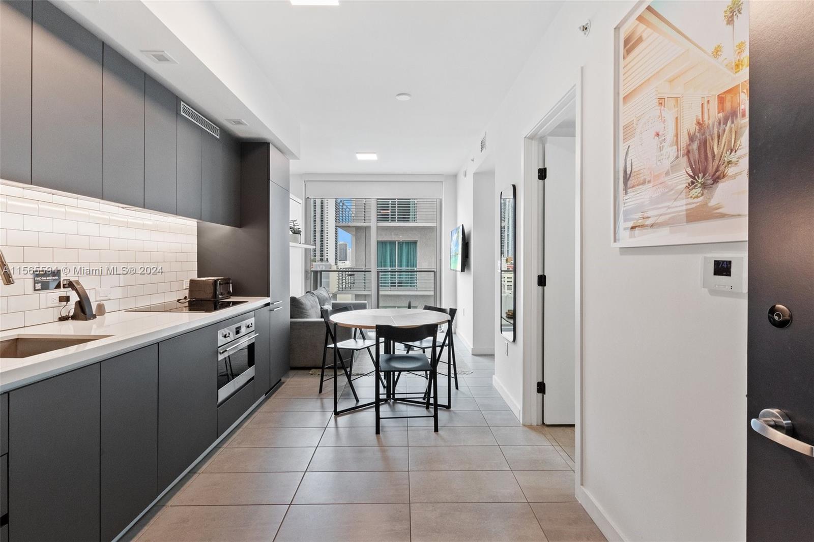 227 NE 2nd St 1507, Miami, Florida 33132, ,1 BathroomBathrooms,Residential,For Sale,227 NE 2nd St 1507,A11565594