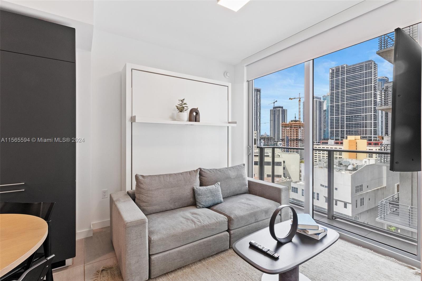 227 NE 2nd St 1507, Miami, Florida 33132, ,1 BathroomBathrooms,Residential,For Sale,227 NE 2nd St 1507,A11565594