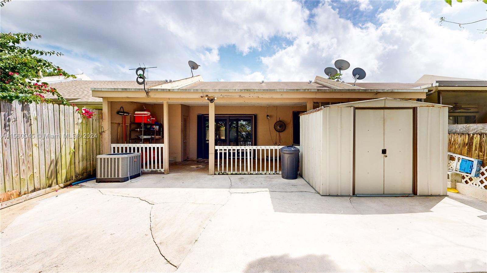 1421 S Audubon Dr, Homestead, Florida 33035, 2 Bedrooms Bedrooms, ,2 BathroomsBathrooms,Residential,For Sale,1421 S Audubon Dr,A11560045