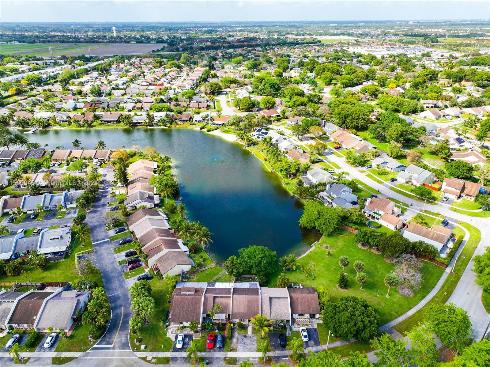 1421 S Audubon Dr, Homestead, Florida 33035, 2 Bedrooms Bedrooms, ,2 BathroomsBathrooms,Residential,For Sale,1421 S Audubon Dr,A11560045