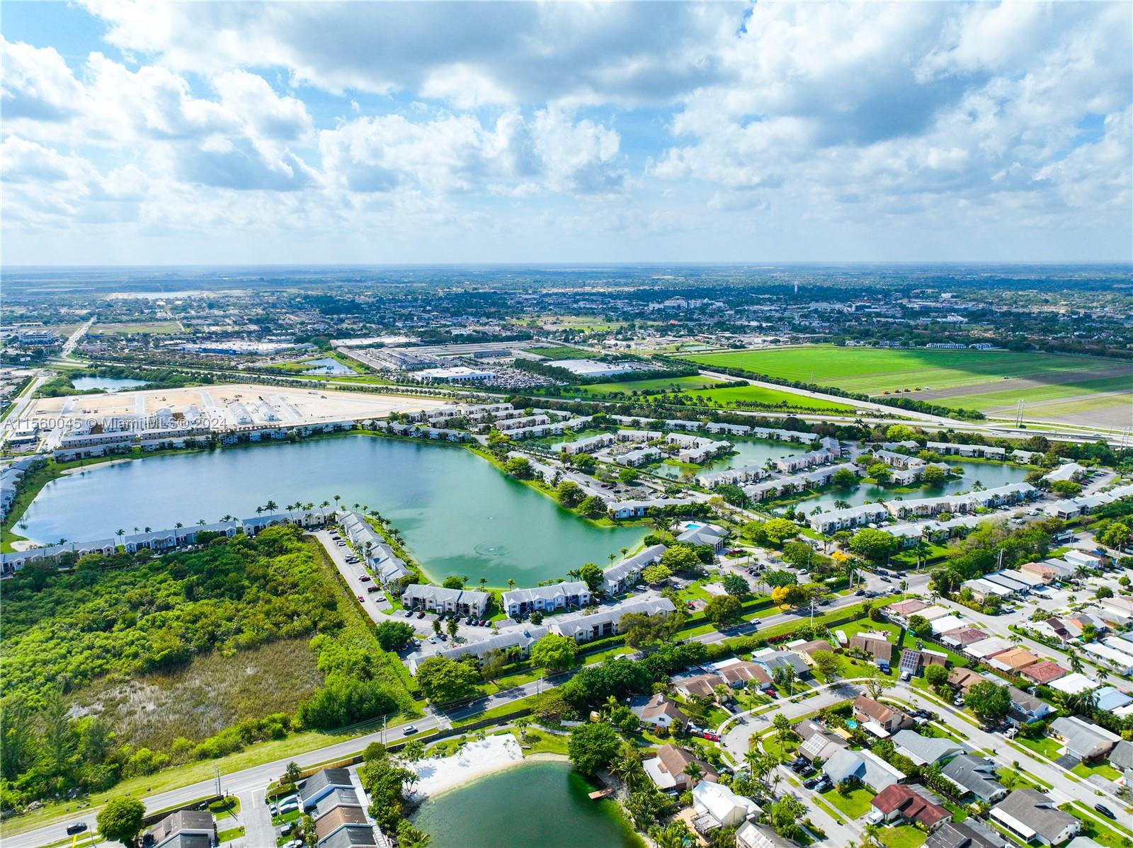 1421 S Audubon Dr, Homestead, Florida 33035, 2 Bedrooms Bedrooms, ,2 BathroomsBathrooms,Residential,For Sale,1421 S Audubon Dr,A11560045