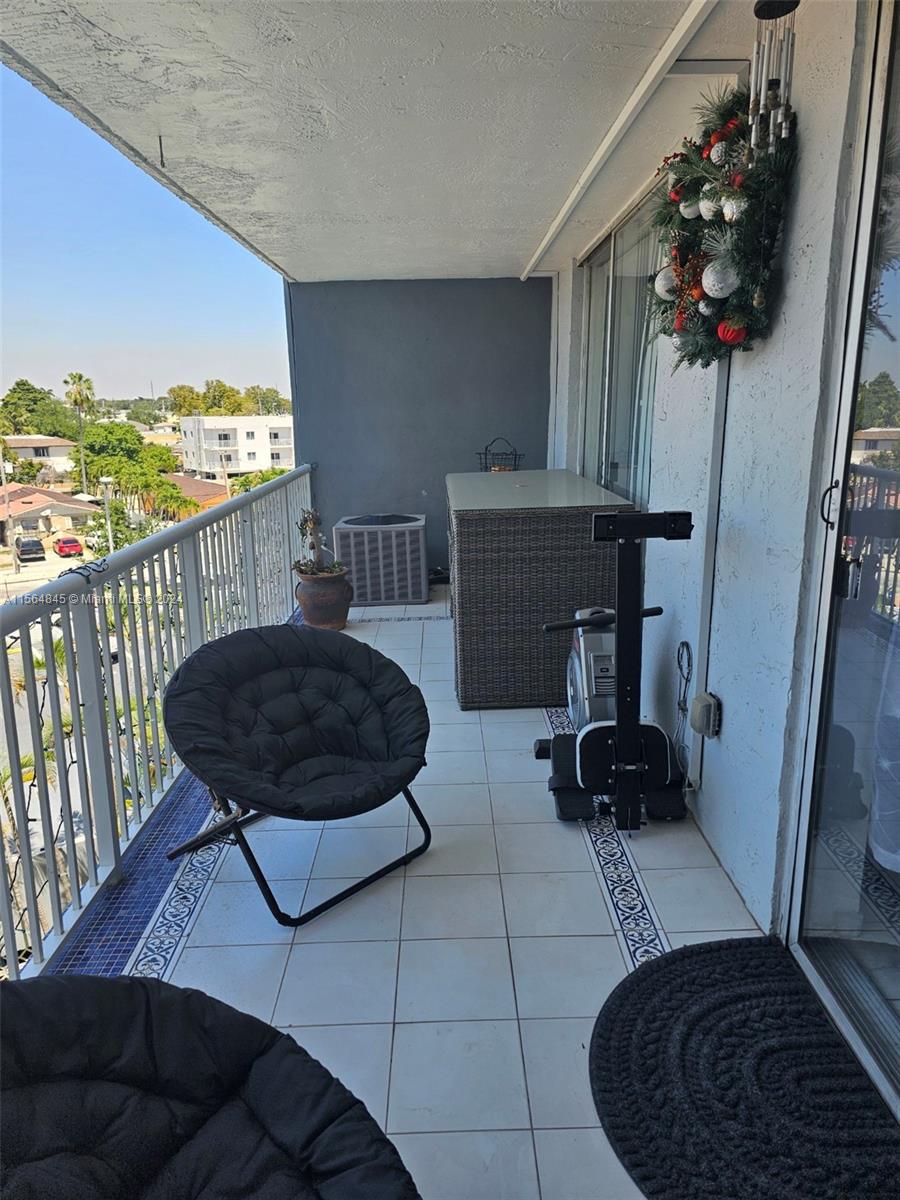 1800 NW 24th Ave 517, Miami, Florida 33125, 1 Bedroom Bedrooms, ,1 BathroomBathrooms,Residential,For Sale,1800 NW 24th Ave 517,A11564845