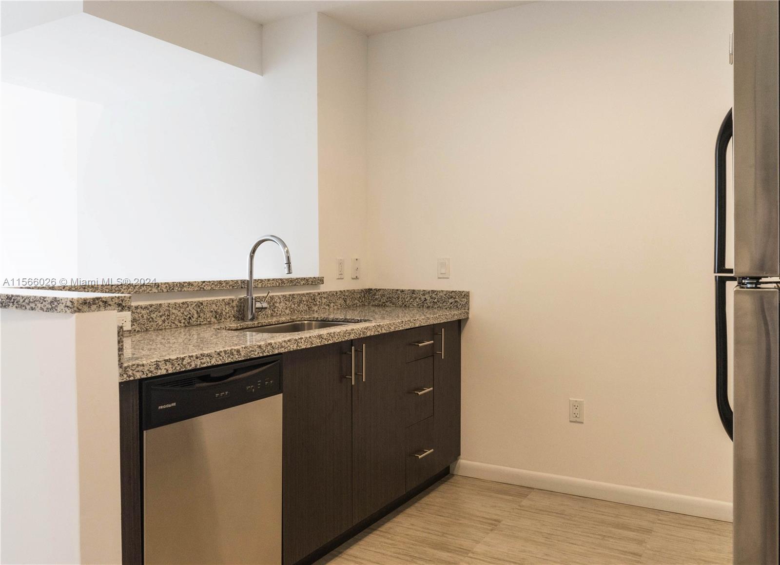 1801 SW 32nd Ave 205, Miami, Florida 33145, 1 Bedroom Bedrooms, ,1 BathroomBathrooms,Residentiallease,For Rent,1801 SW 32nd Ave 205,A11566026