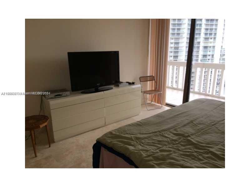 19355 TURNBERRY WY 22C, Aventura, Florida 33180, 1 Bedroom Bedrooms, ,1 BathroomBathrooms,Residentiallease,For Rent,19355 TURNBERRY WY 22C,A11566027