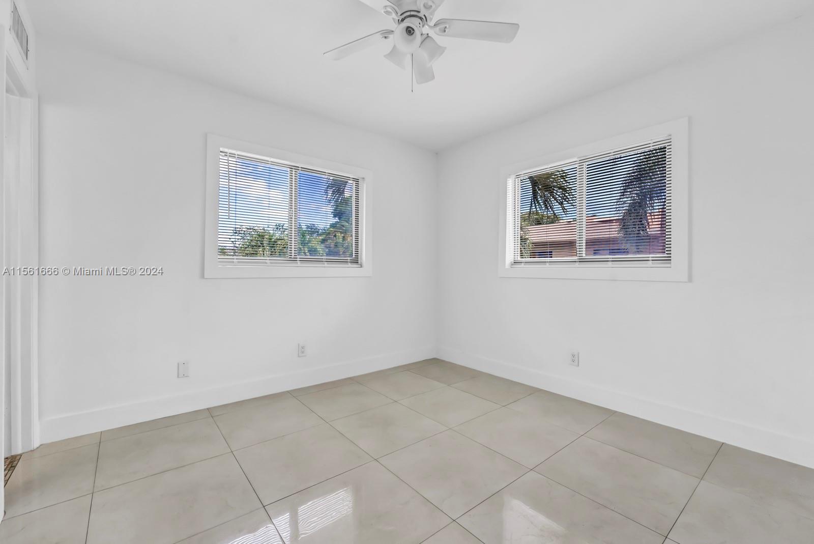 2907 NE 8th Ter 201, Wilton Manors, Florida 33334, 2 Bedrooms Bedrooms, ,2 BathroomsBathrooms,Residential,For Sale,2907 NE 8th Ter 201,A11561666