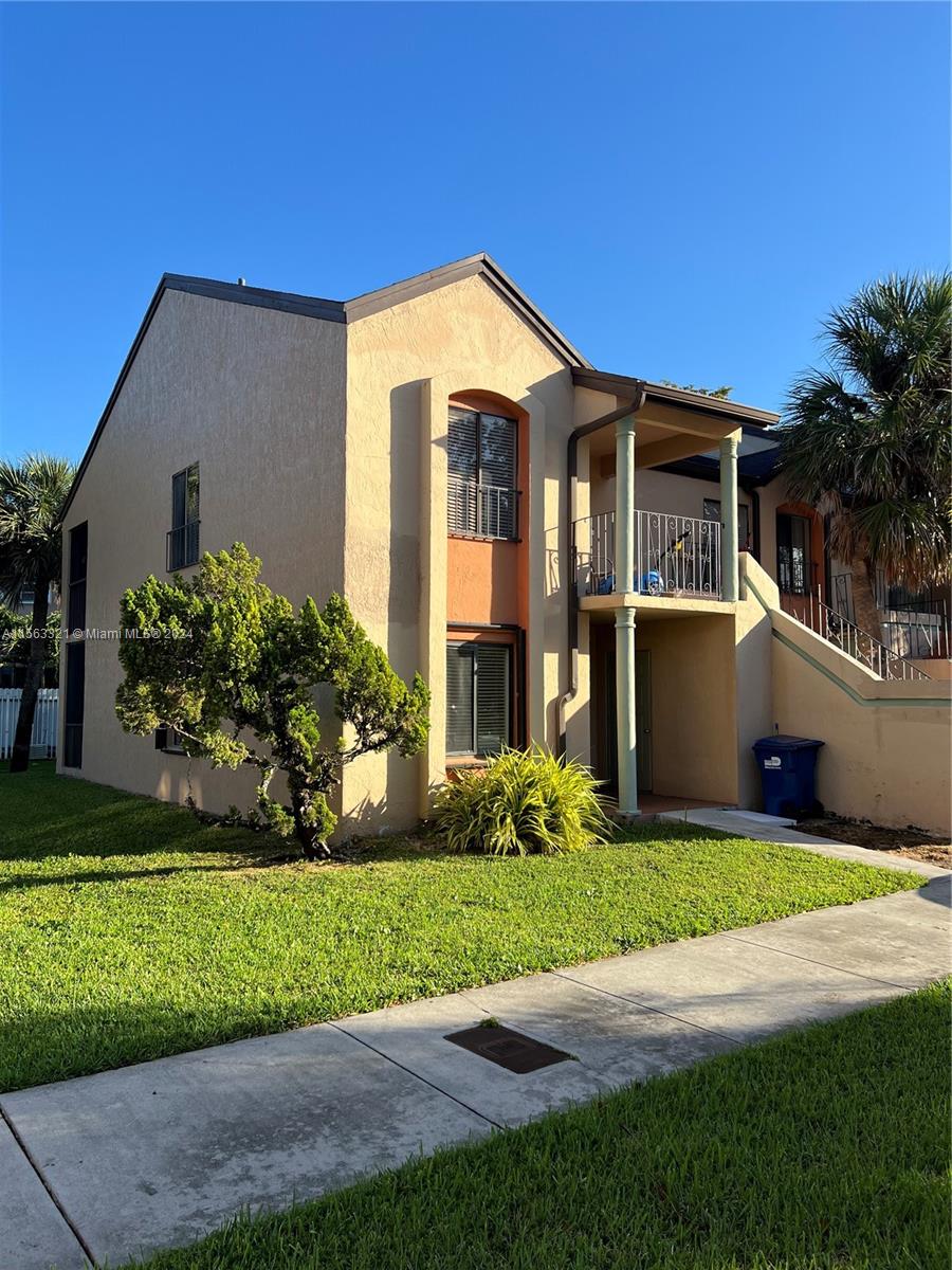 8245 NW 191st St 2-B, Hialeah, Florida 33015, 2 Bedrooms Bedrooms, ,2 BathroomsBathrooms,Residential,For Sale,8245 NW 191st St 2-B,A11563321