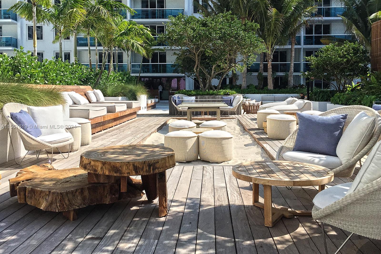 102 24th St PH-1718, Miami Beach, Florida 33139, 2 Bedrooms Bedrooms, ,2 BathroomsBathrooms,Residential,For Sale,102 24th St PH-1718,A11557613