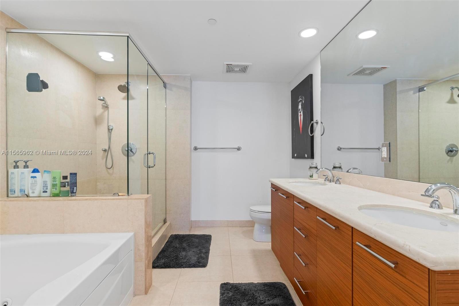 50 Biscayne Blvd 1911, Miami, Florida 33132, 2 Bedrooms Bedrooms, ,2 BathroomsBathrooms,Residential,For Sale,50 Biscayne Blvd 1911,A11565962