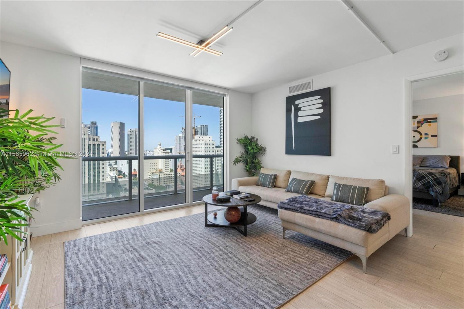 50 Biscayne Blvd 1911, Miami, Florida 33132, 2 Bedrooms Bedrooms, ,2 BathroomsBathrooms,Residential,For Sale,50 Biscayne Blvd 1911,A11565962