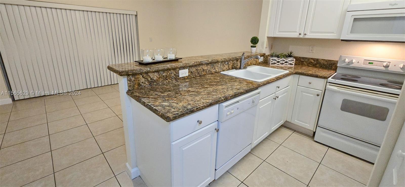 1650 NE 33rd Rd 111-10, Homestead, Florida 33033, 3 Bedrooms Bedrooms, ,2 BathroomsBathrooms,Residential,For Sale,1650 NE 33rd Rd 111-10,A11565629