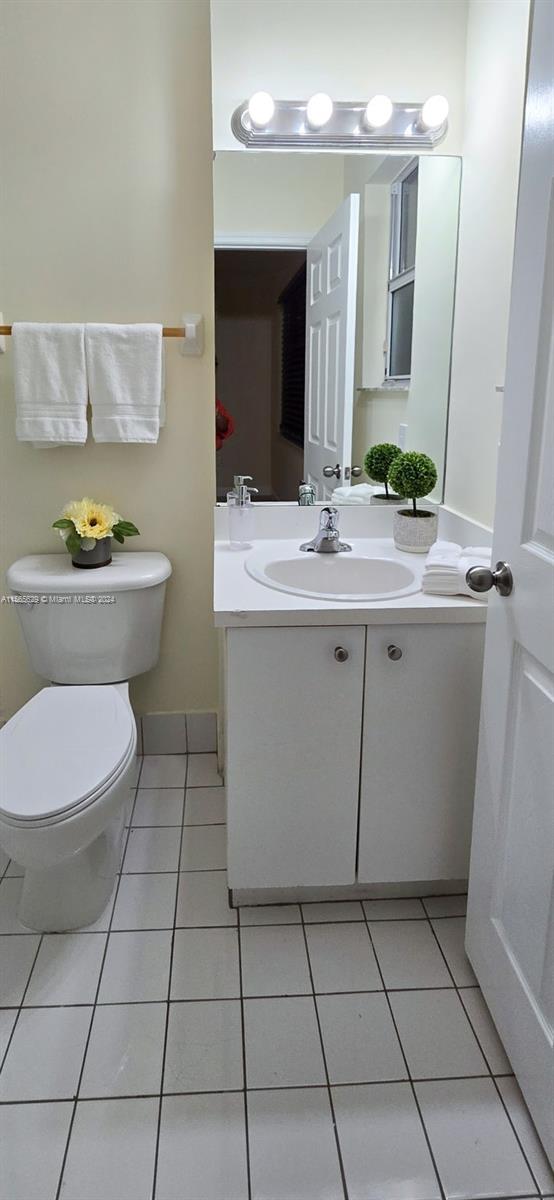 1650 NE 33rd Rd 111-10, Homestead, Florida 33033, 3 Bedrooms Bedrooms, ,2 BathroomsBathrooms,Residential,For Sale,1650 NE 33rd Rd 111-10,A11565629