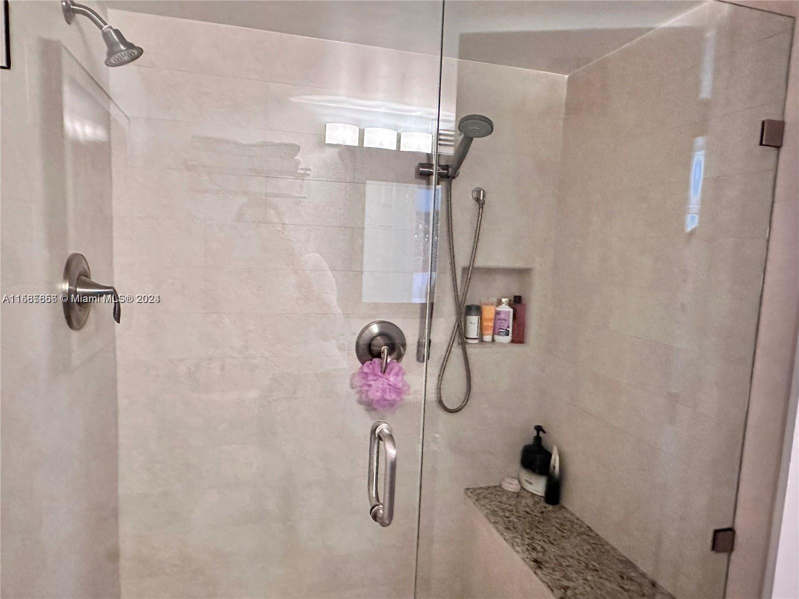 200 Leslie Dr 1103, Hallandale Beach, Florida 33009, 2 Bedrooms Bedrooms, ,2 BathroomsBathrooms,Residentiallease,For Rent,200 Leslie Dr 1103,A11565656