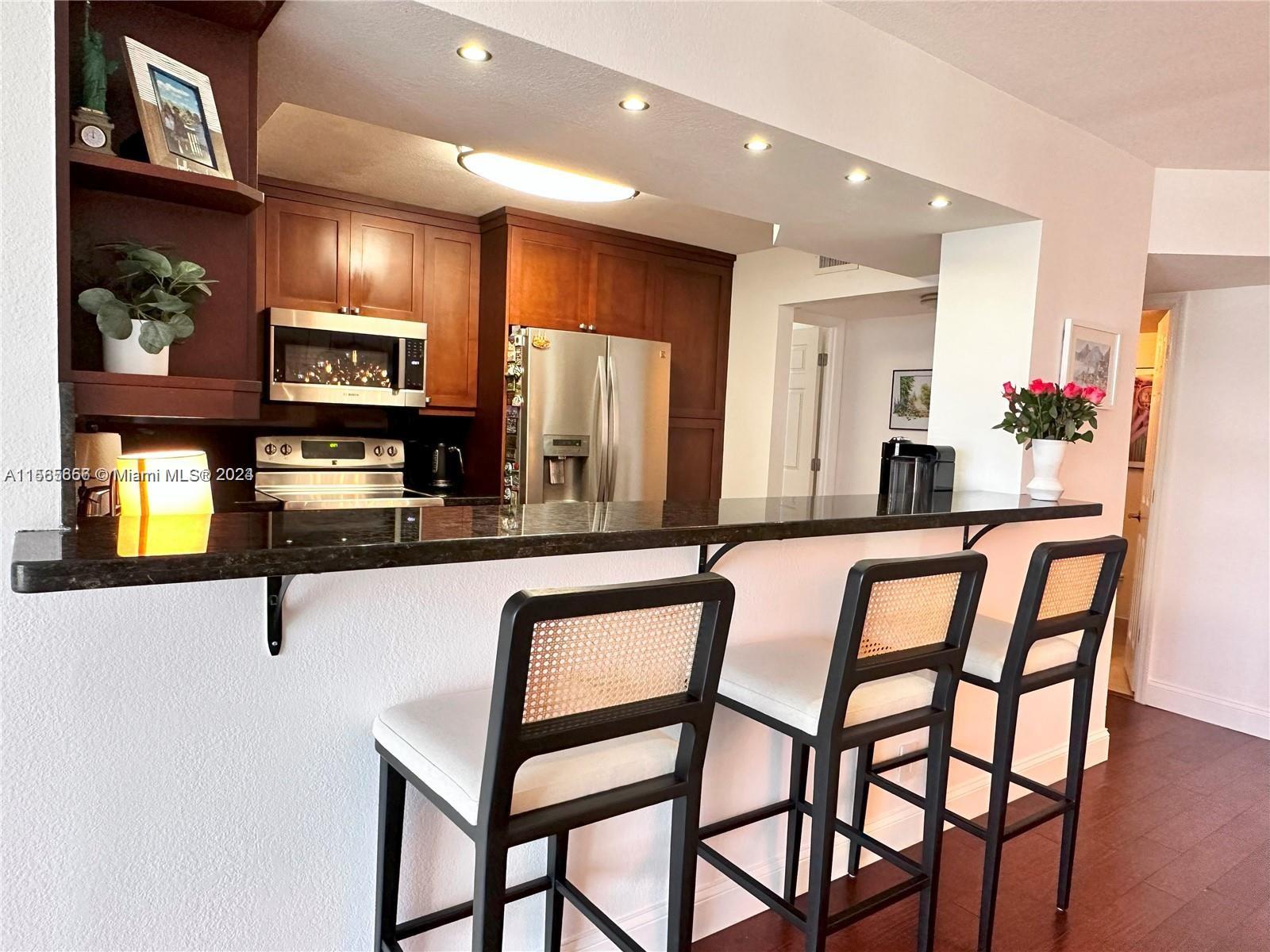 200 Leslie Dr 1103, Hallandale Beach, Florida 33009, 2 Bedrooms Bedrooms, ,2 BathroomsBathrooms,Residentiallease,For Rent,200 Leslie Dr 1103,A11565656