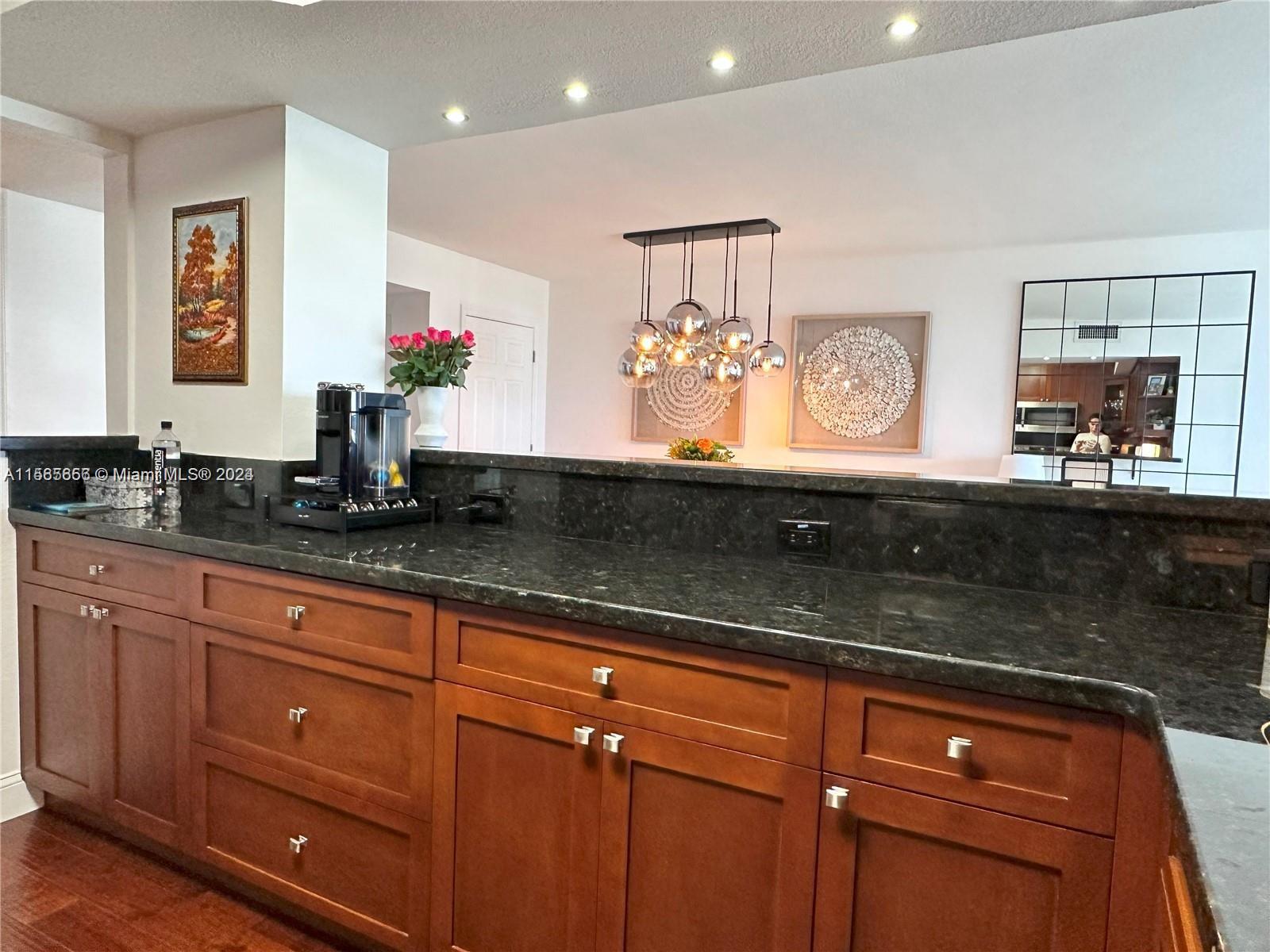 200 Leslie Dr 1103, Hallandale Beach, Florida 33009, 2 Bedrooms Bedrooms, ,2 BathroomsBathrooms,Residentiallease,For Rent,200 Leslie Dr 1103,A11565656