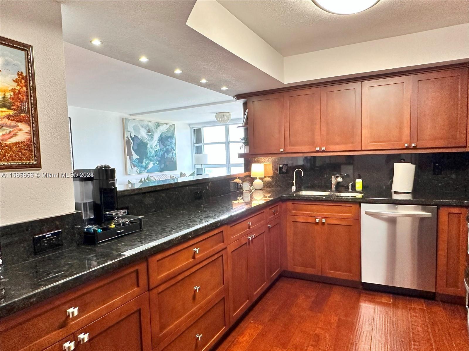 200 Leslie Dr 1103, Hallandale Beach, Florida 33009, 2 Bedrooms Bedrooms, ,2 BathroomsBathrooms,Residentiallease,For Rent,200 Leslie Dr 1103,A11565656