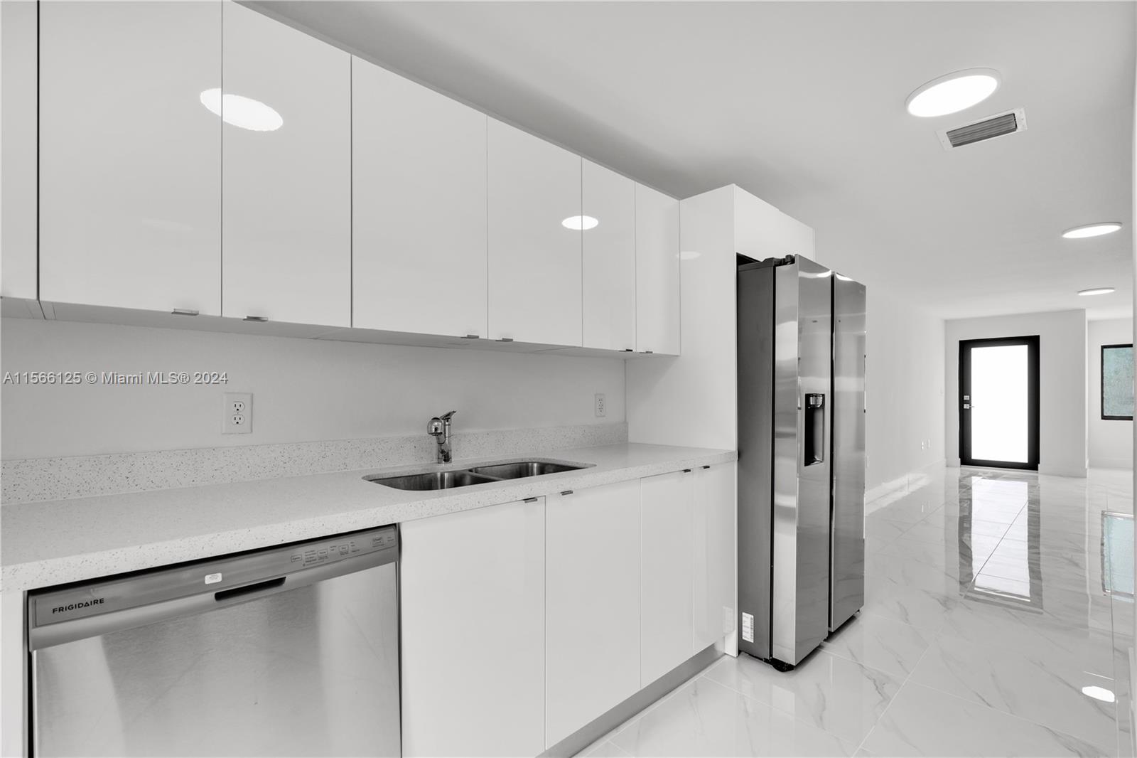 11015 SW 219 Street 2, Miami, Florida 33170, 3 Bedrooms Bedrooms, ,2 BathroomsBathrooms,Residential,For Sale,11015 SW 219 Street 2,A11566125