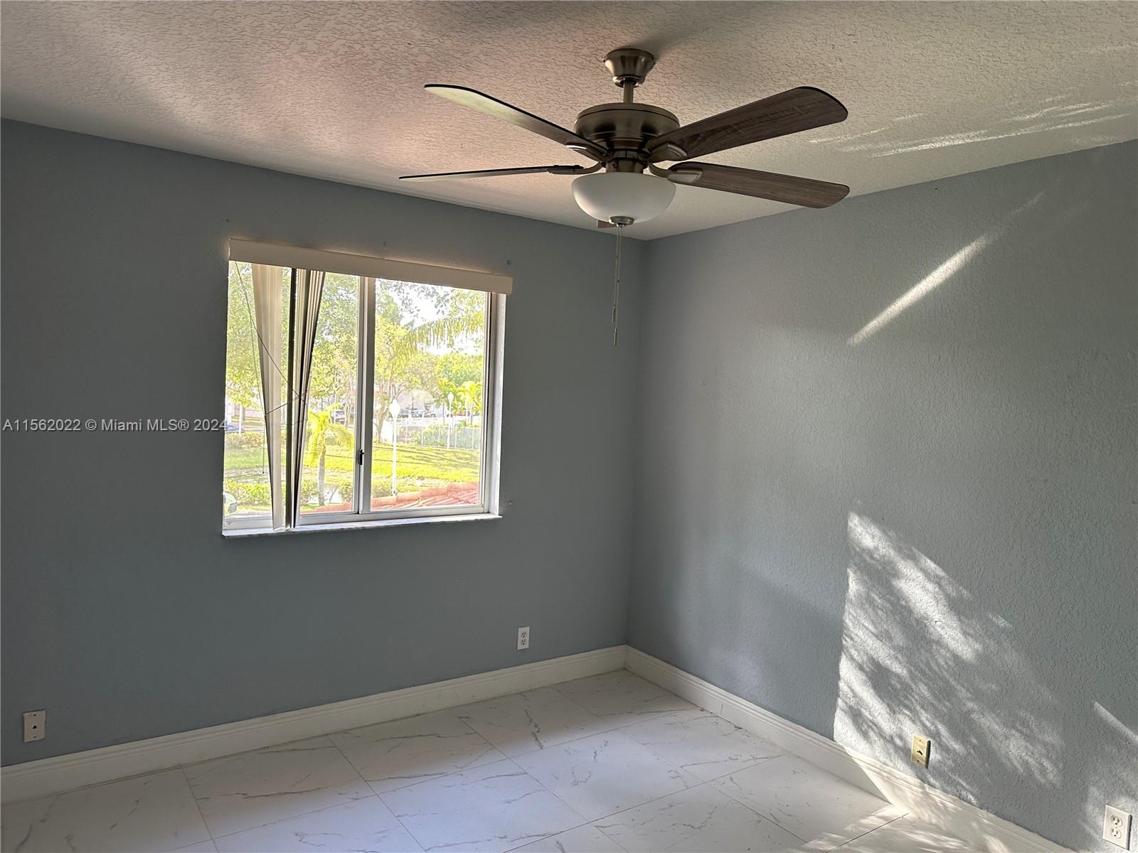 7653 Tamarac Island Cir, Tamarac, Florida 33321, 3 Bedrooms Bedrooms, ,2 BathroomsBathrooms,Residentiallease,For Rent,7653 Tamarac Island Cir,A11562022