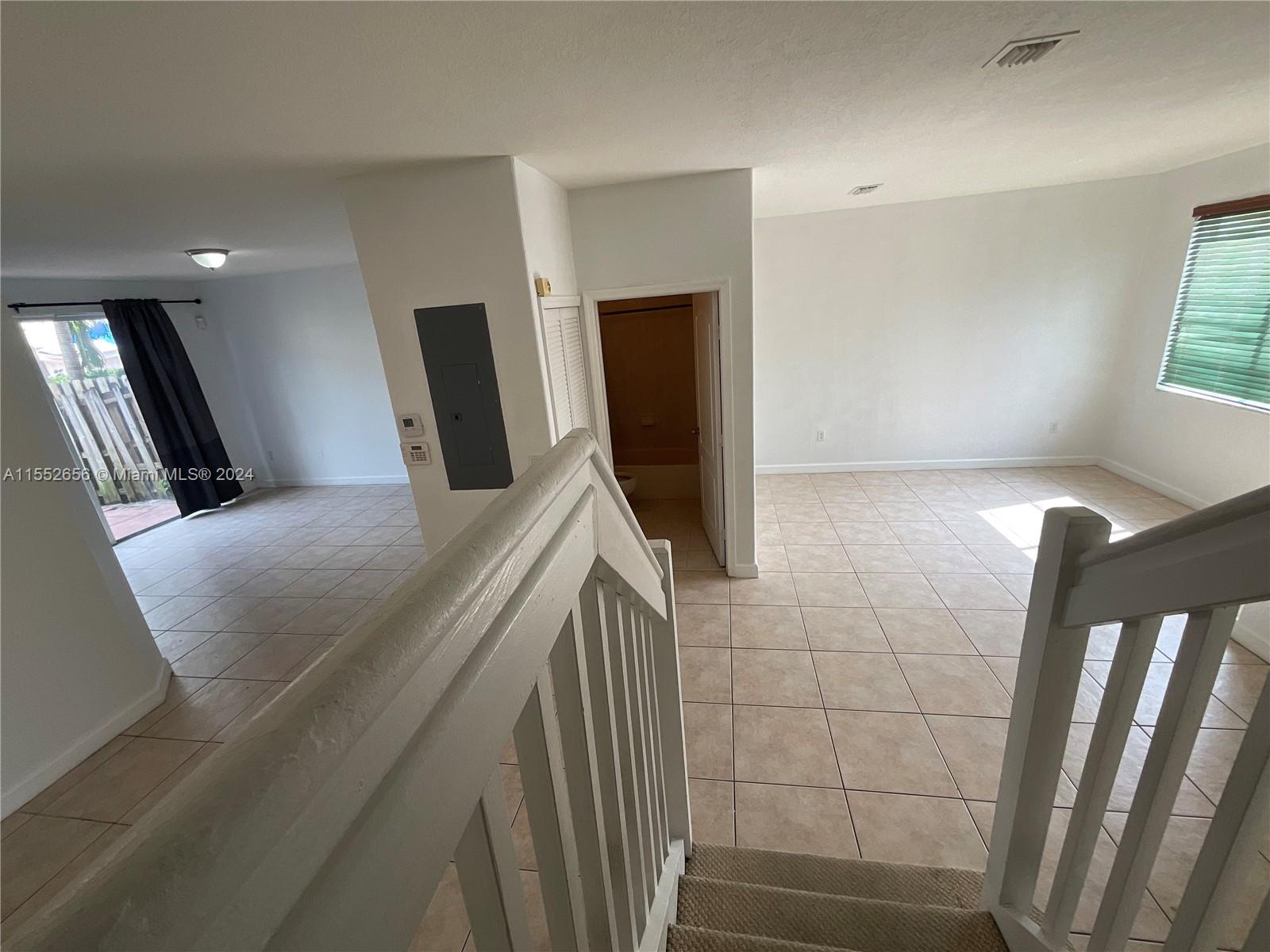 7301 NW 174th Ter J-104, Hialeah, Florida 33015, 3 Bedrooms Bedrooms, ,3 BathroomsBathrooms,Residentiallease,For Rent,7301 NW 174th Ter J-104,A11552656