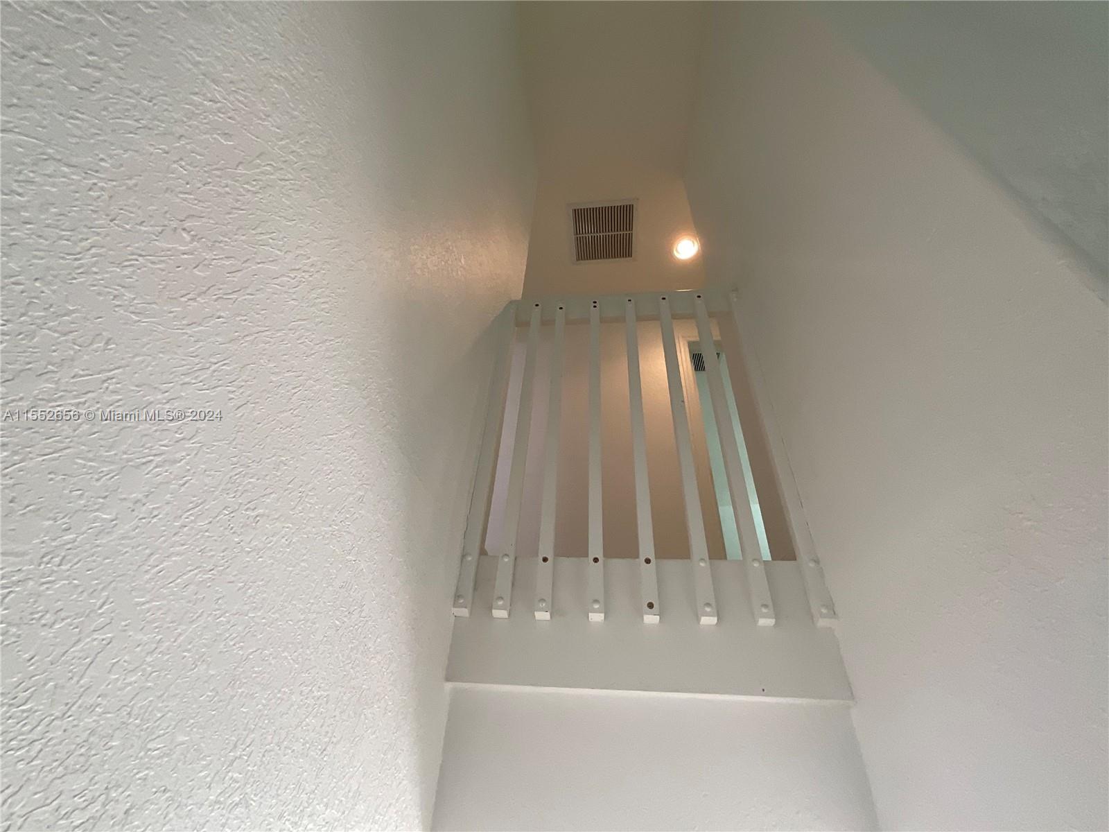 7301 NW 174th Ter J-104, Hialeah, Florida 33015, 3 Bedrooms Bedrooms, ,3 BathroomsBathrooms,Residentiallease,For Rent,7301 NW 174th Ter J-104,A11552656