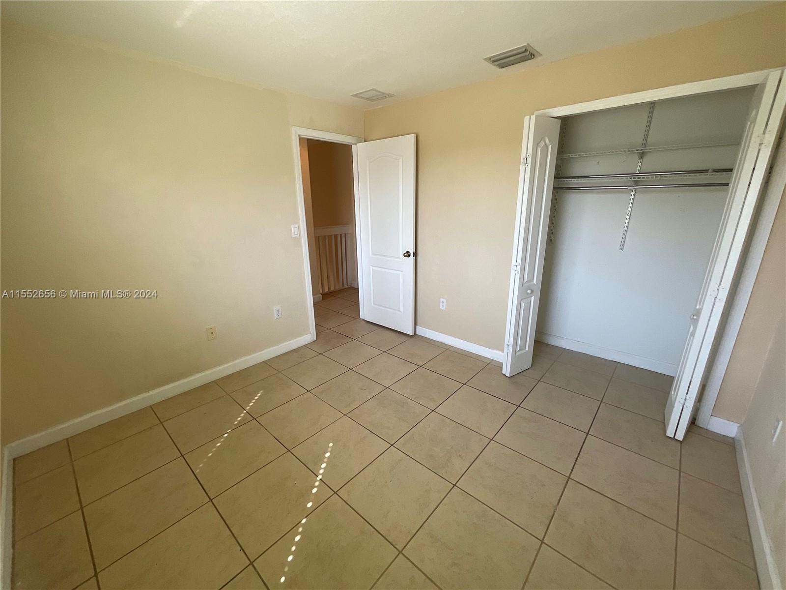 7301 NW 174th Ter J-104, Hialeah, Florida 33015, 3 Bedrooms Bedrooms, ,3 BathroomsBathrooms,Residentiallease,For Rent,7301 NW 174th Ter J-104,A11552656