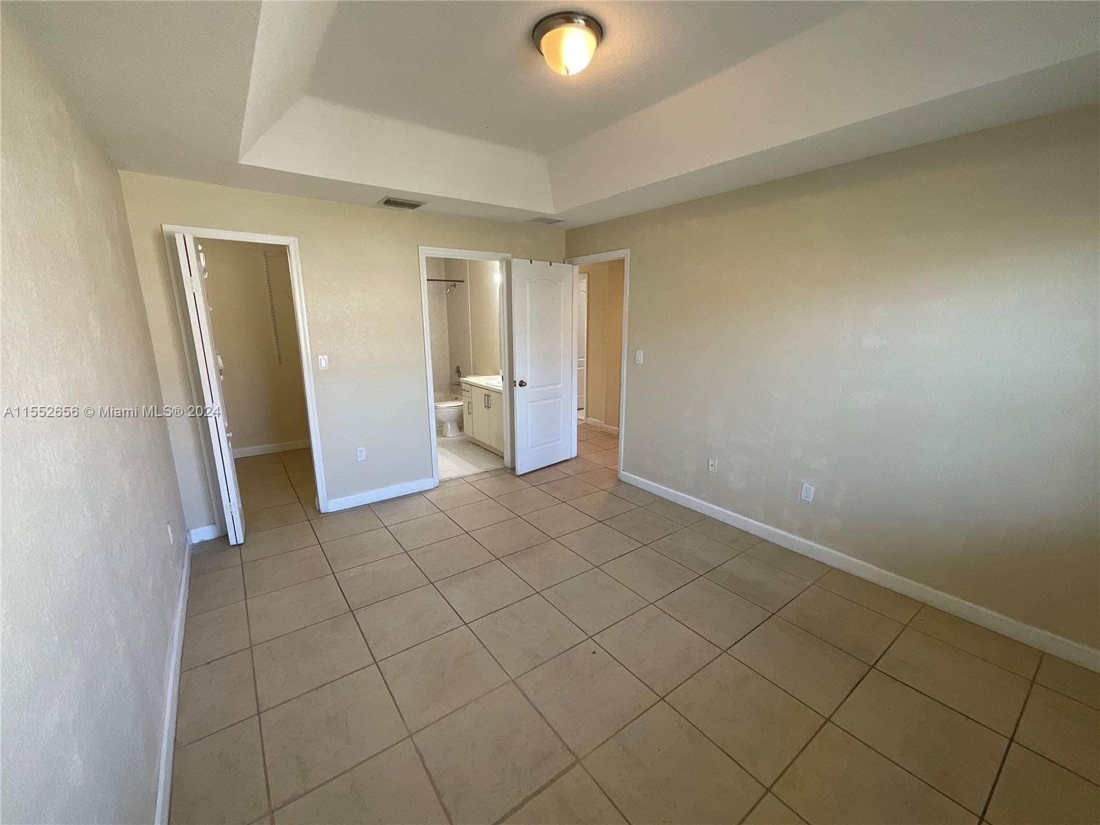 7301 NW 174th Ter J-104, Hialeah, Florida 33015, 3 Bedrooms Bedrooms, ,3 BathroomsBathrooms,Residentiallease,For Rent,7301 NW 174th Ter J-104,A11552656