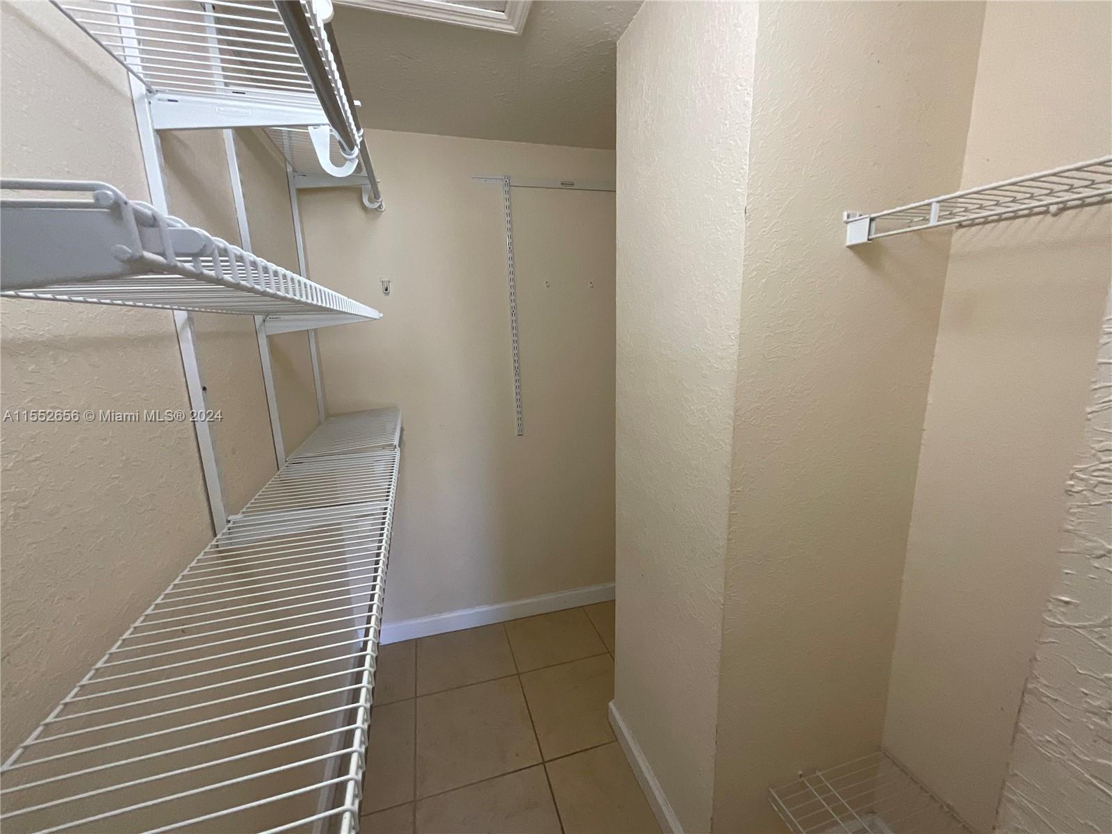 7301 NW 174th Ter J-104, Hialeah, Florida 33015, 3 Bedrooms Bedrooms, ,3 BathroomsBathrooms,Residentiallease,For Rent,7301 NW 174th Ter J-104,A11552656