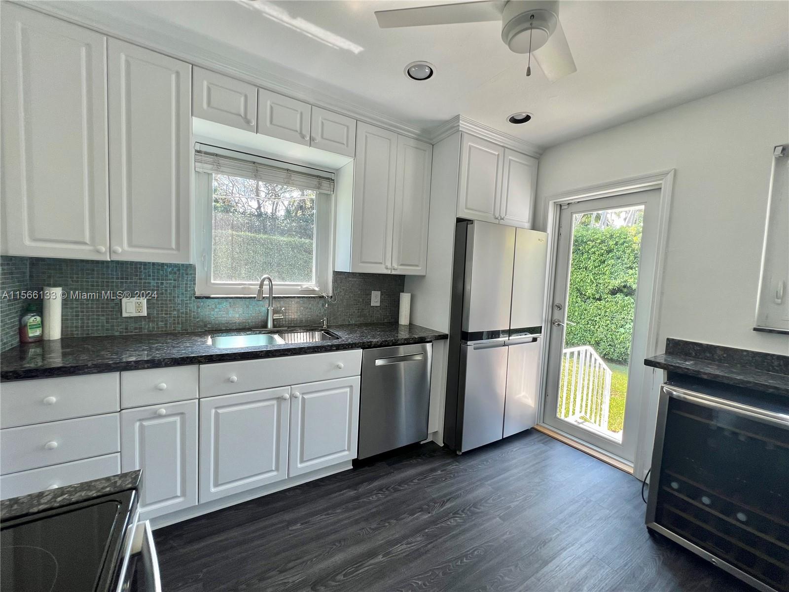 1116 Aduana Ave, Coral Gables, Florida 33146, 3 Bedrooms Bedrooms, ,2 BathroomsBathrooms,Residentiallease,For Rent,1116 Aduana Ave,A11566133