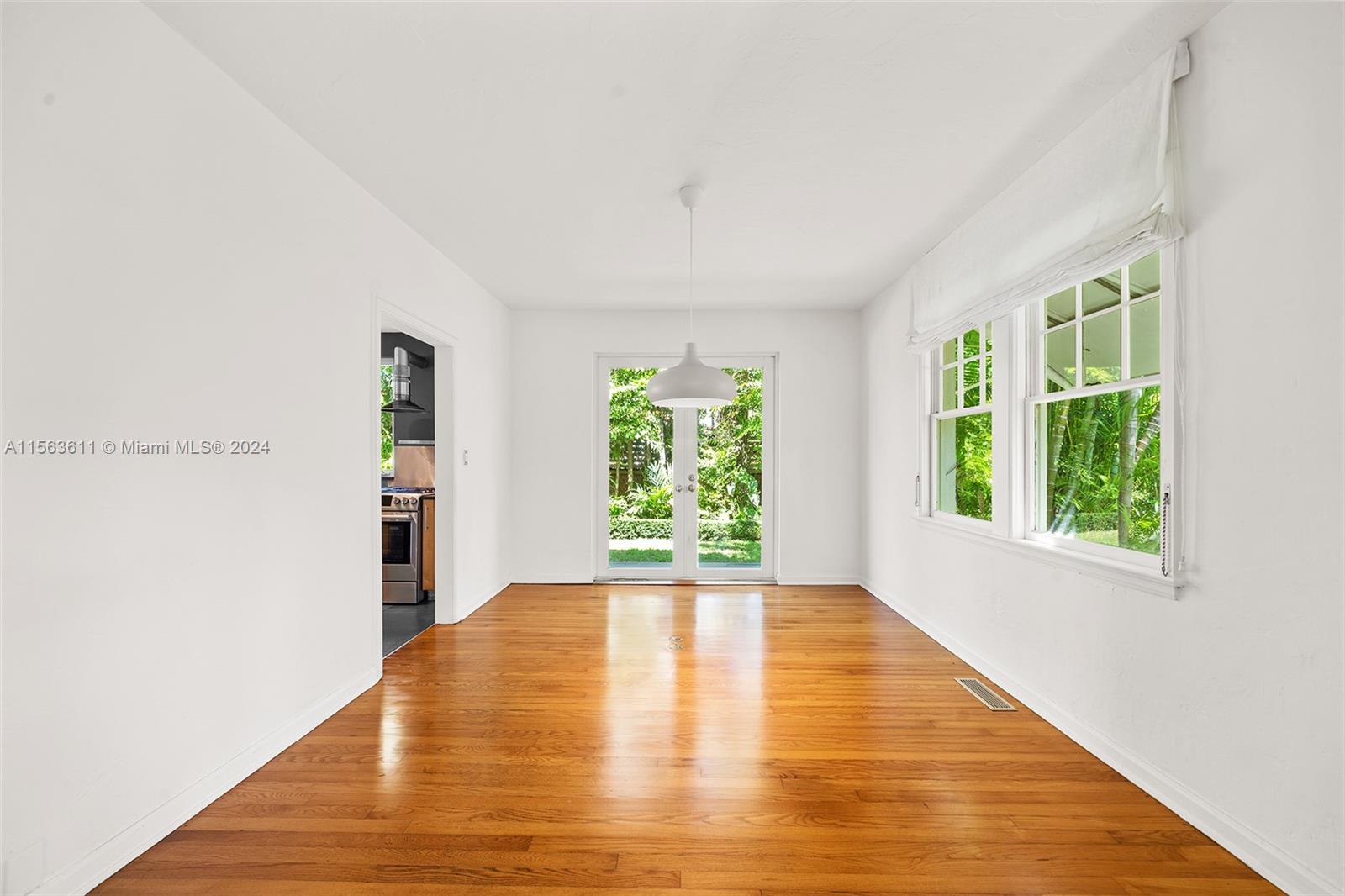 3404 Garden Ave, Miami Beach, Florida 33140, 5 Bedrooms Bedrooms, ,3 BathroomsBathrooms,Residential,For Sale,3404 Garden Ave,A11563611