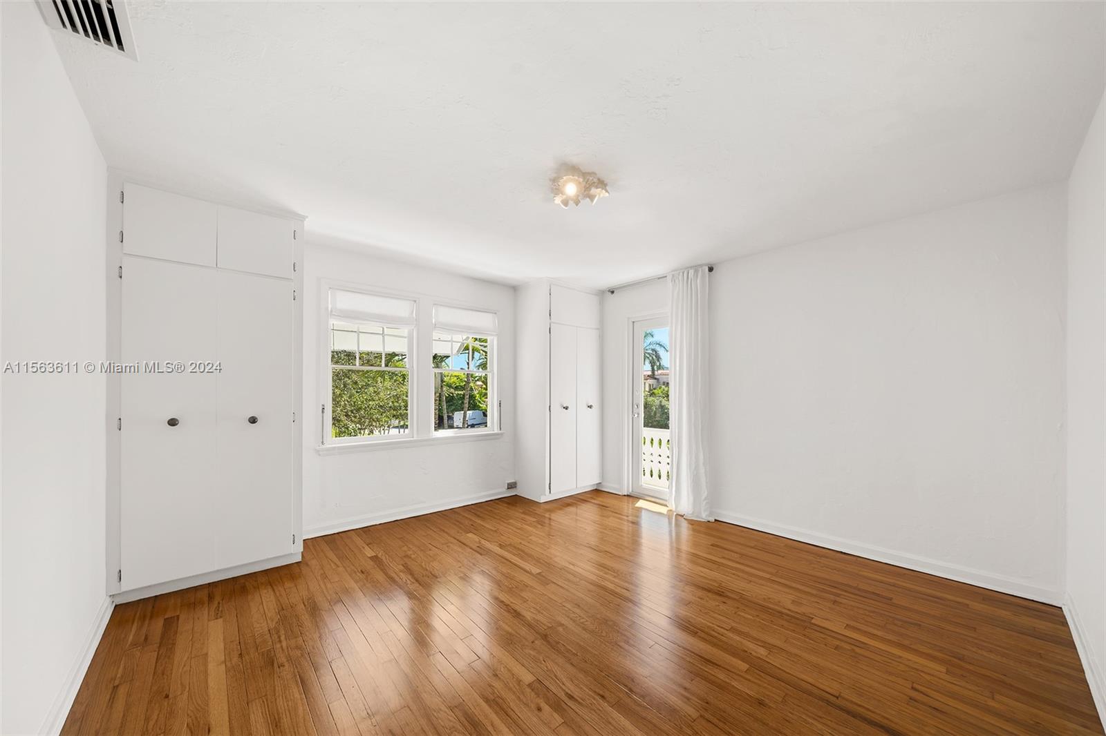 3404 Garden Ave, Miami Beach, Florida 33140, 5 Bedrooms Bedrooms, ,3 BathroomsBathrooms,Residential,For Sale,3404 Garden Ave,A11563611