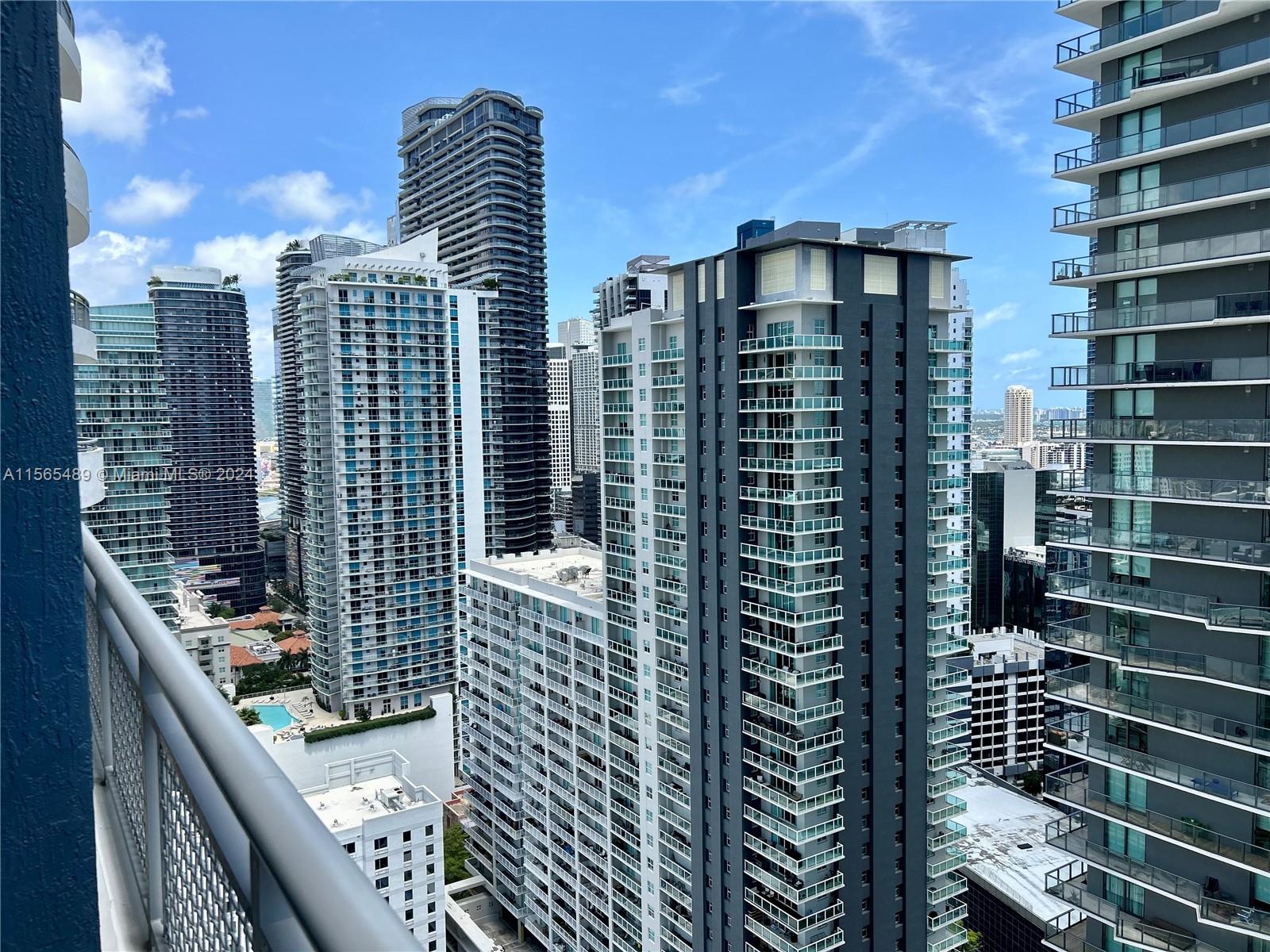 60 SW 13th St #3014 For Sale A11565489, FL