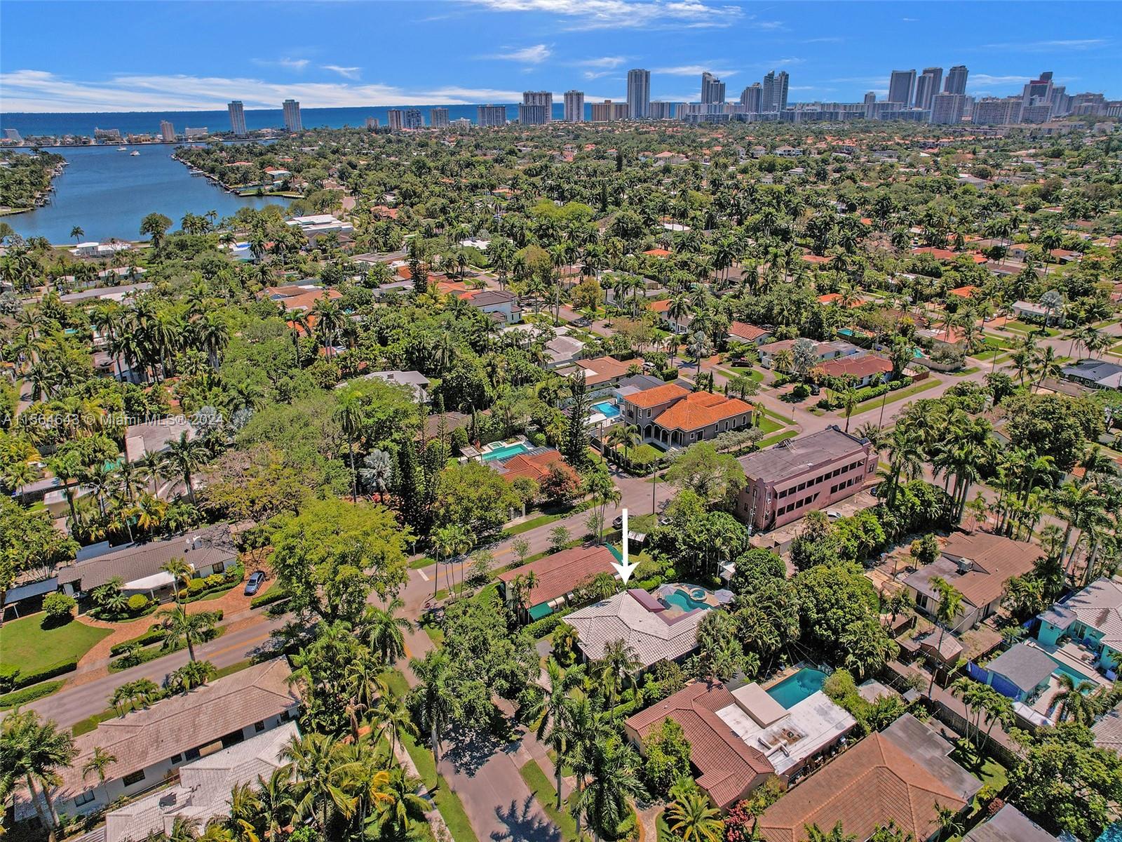 1408 Monroe St, Hollywood, Florida 33020, 3 Bedrooms Bedrooms, ,2 BathroomsBathrooms,Residential,For Sale,1408 Monroe St,A11564643