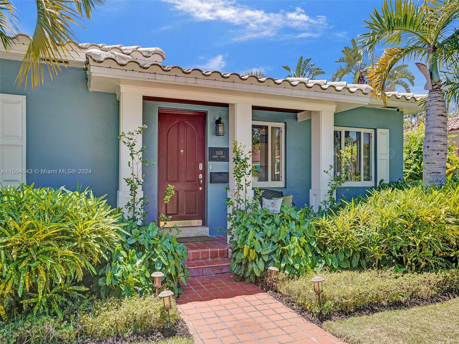 1408 Monroe St, Hollywood, Florida 33020, 3 Bedrooms Bedrooms, ,2 BathroomsBathrooms,Residential,For Sale,1408 Monroe St,A11564643