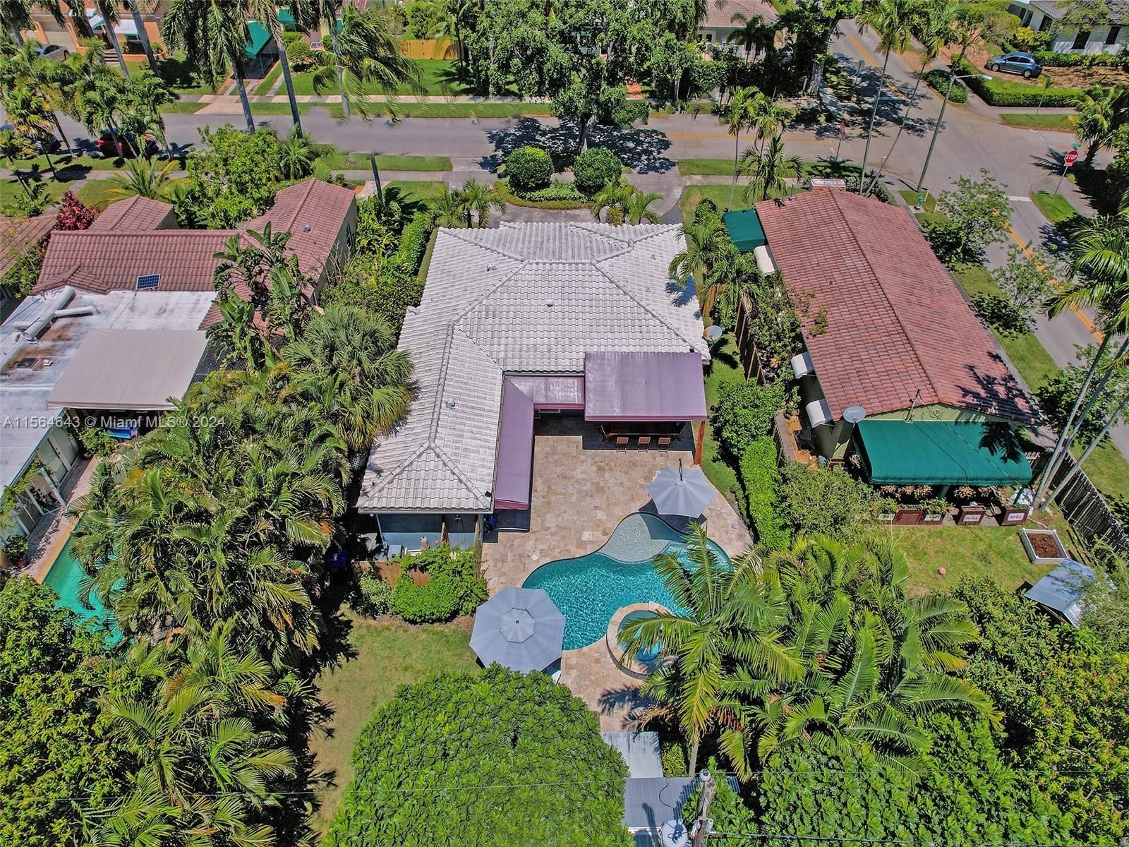 1408 Monroe St, Hollywood, Florida 33020, 3 Bedrooms Bedrooms, ,2 BathroomsBathrooms,Residential,For Sale,1408 Monroe St,A11564643