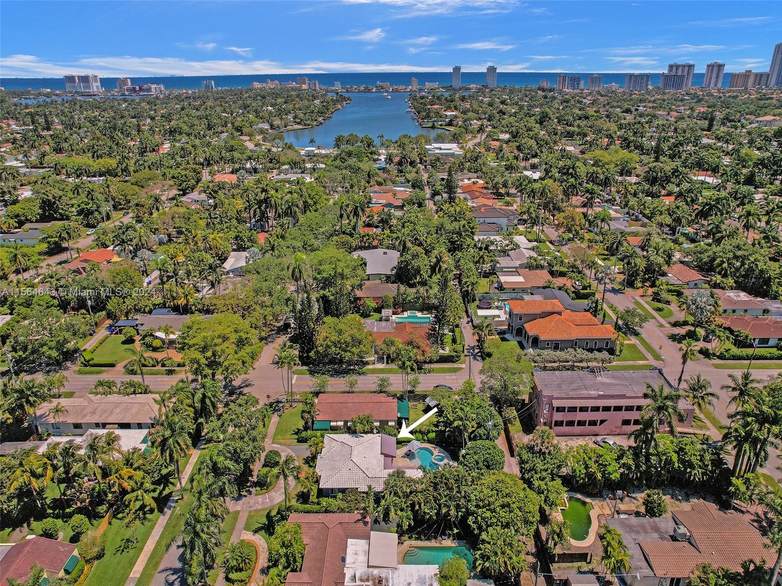 1408 Monroe St, Hollywood, Florida 33020, 3 Bedrooms Bedrooms, ,2 BathroomsBathrooms,Residential,For Sale,1408 Monroe St,A11564643