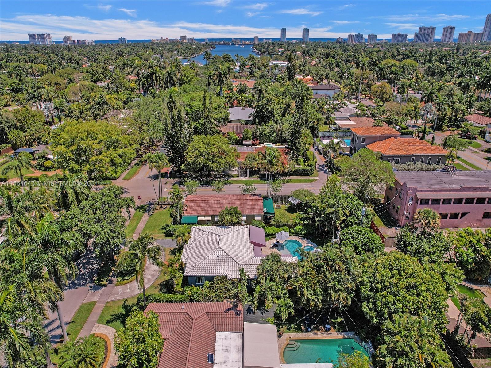 1408 Monroe St, Hollywood, Florida 33020, 3 Bedrooms Bedrooms, ,2 BathroomsBathrooms,Residential,For Sale,1408 Monroe St,A11564643