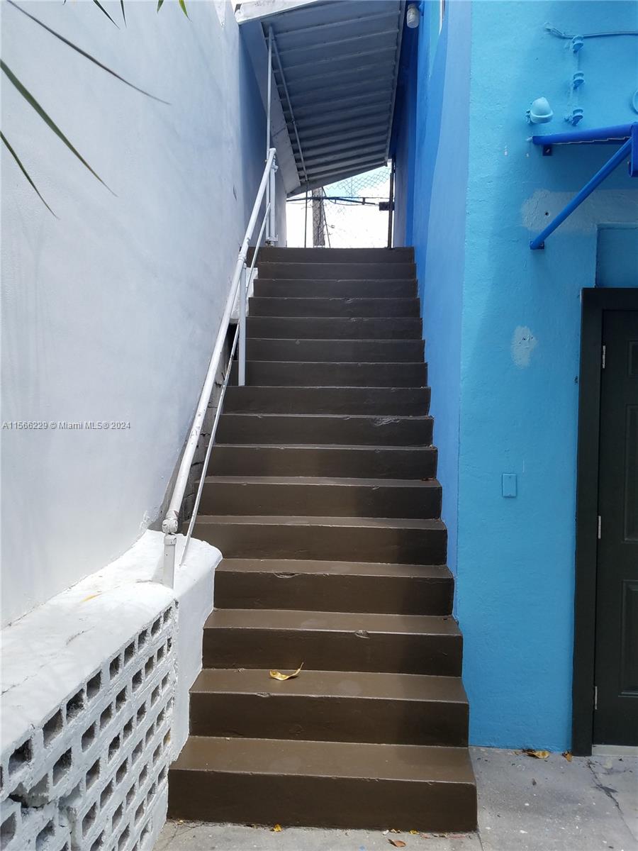 1335 SW 8th St 2, Miami, Florida 33135, 1 Bedroom Bedrooms, ,1 BathroomBathrooms,Residentiallease,For Rent,1335 SW 8th St 2,A11566229