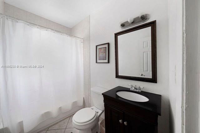 1822 Cleveland St, Hollywood, Florida 33020, 4 Bedrooms Bedrooms, ,3 BathroomsBathrooms,Residential,For Sale,1822 Cleveland St,A11566238