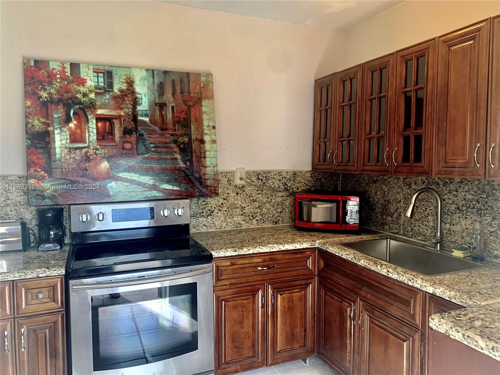 1822 Cleveland St, Hollywood, Florida 33020, 4 Bedrooms Bedrooms, ,3 BathroomsBathrooms,Residential,For Sale,1822 Cleveland St,A11566238