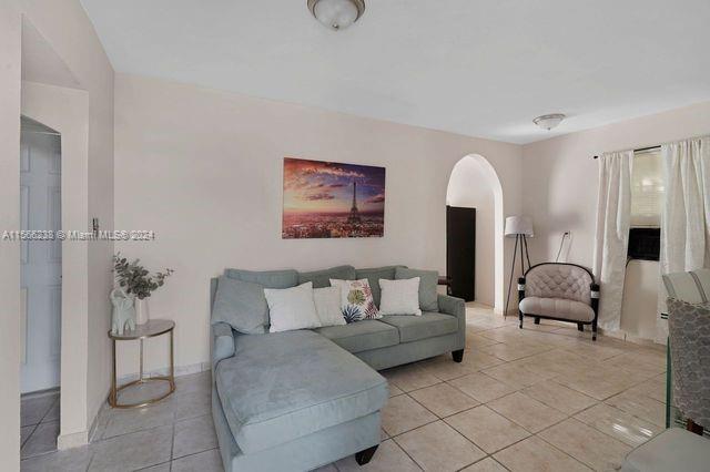 1822 Cleveland St, Hollywood, Florida 33020, 4 Bedrooms Bedrooms, ,3 BathroomsBathrooms,Residential,For Sale,1822 Cleveland St,A11566238