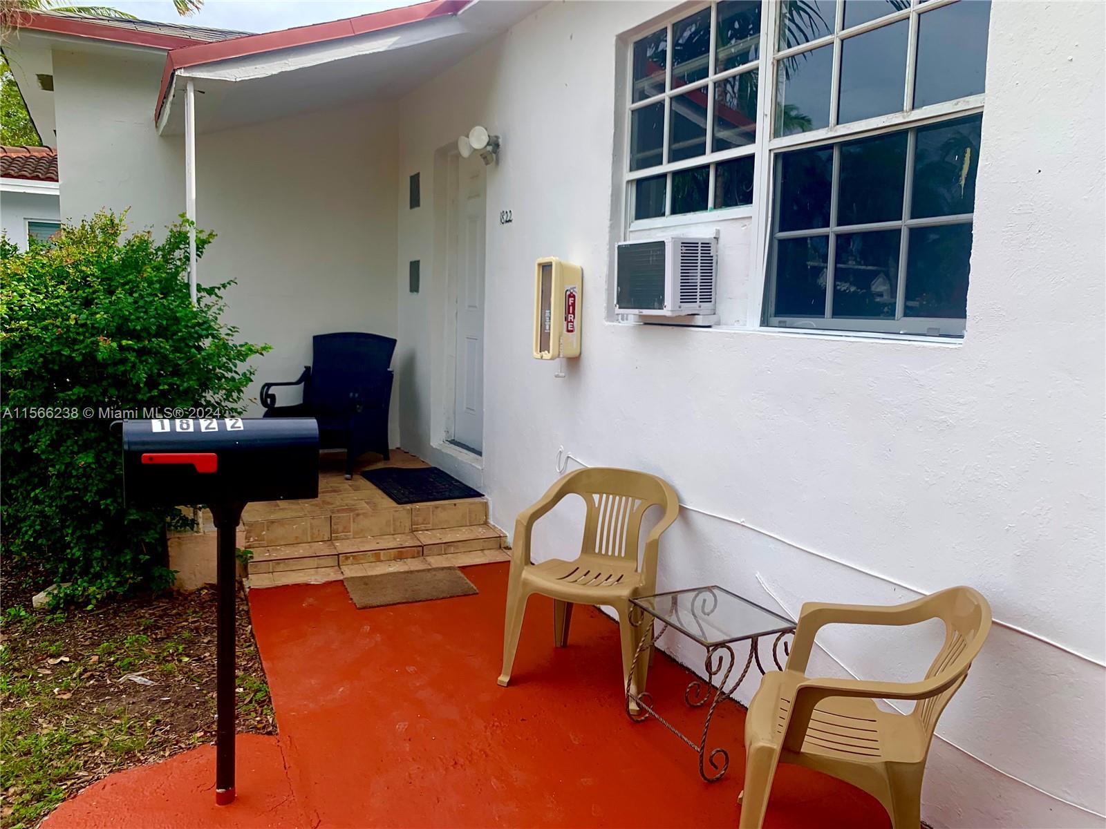 1822 Cleveland St, Hollywood, Florida 33020, 4 Bedrooms Bedrooms, ,3 BathroomsBathrooms,Residential,For Sale,1822 Cleveland St,A11566238