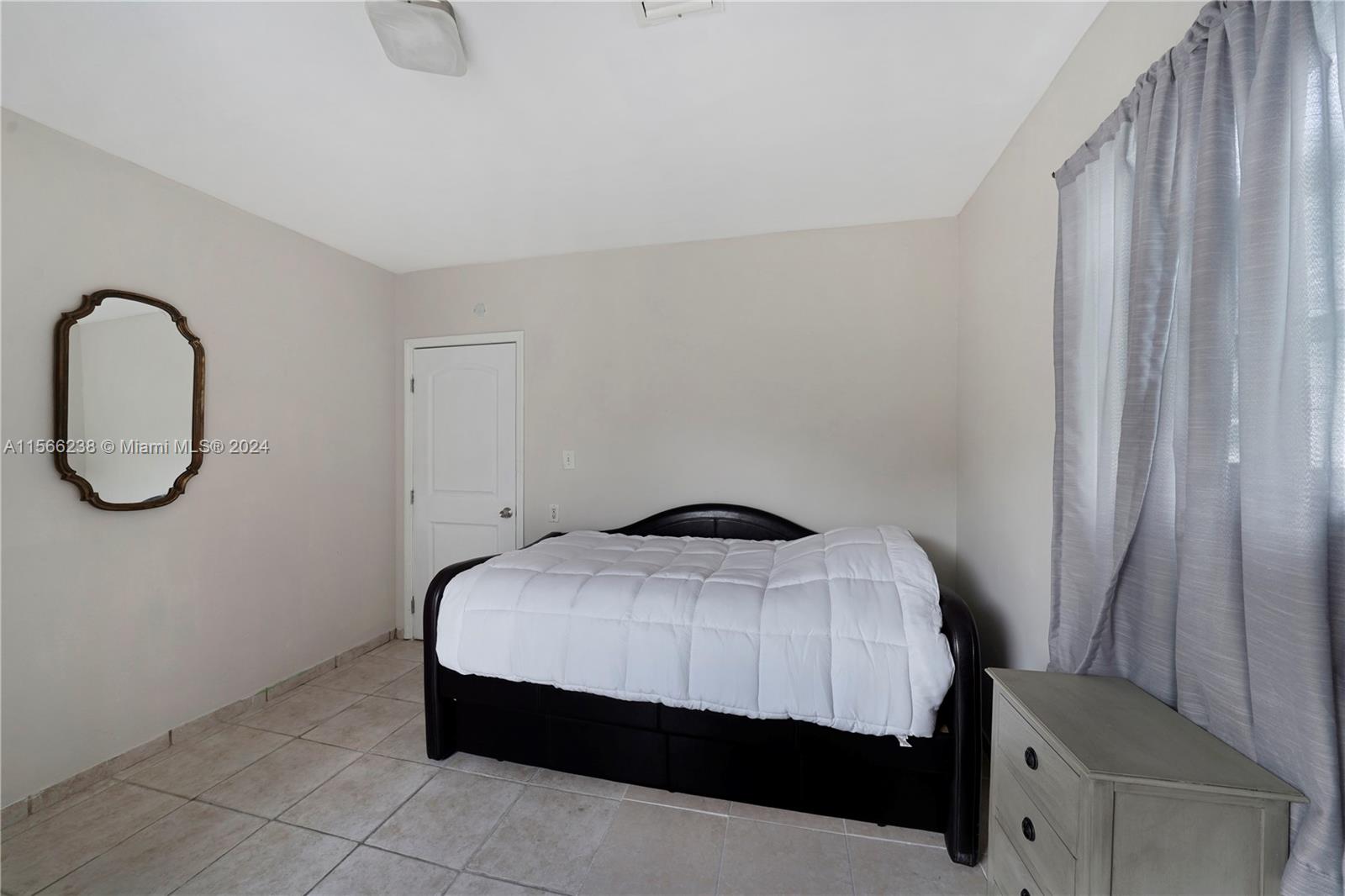 1822 Cleveland St, Hollywood, Florida 33020, 4 Bedrooms Bedrooms, ,3 BathroomsBathrooms,Residential,For Sale,1822 Cleveland St,A11566238