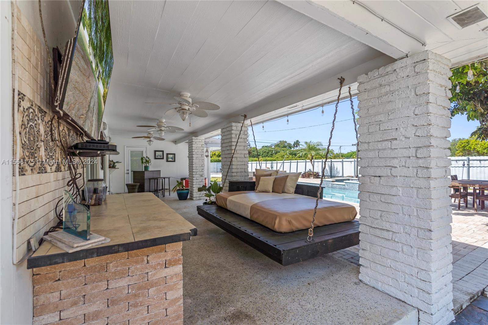 2010 NW 6th Ave 0, Homestead, Florida 33030, 2 Bedrooms Bedrooms, ,1 BathroomBathrooms,Residentiallease,For Rent,2010 NW 6th Ave 0,A11566175