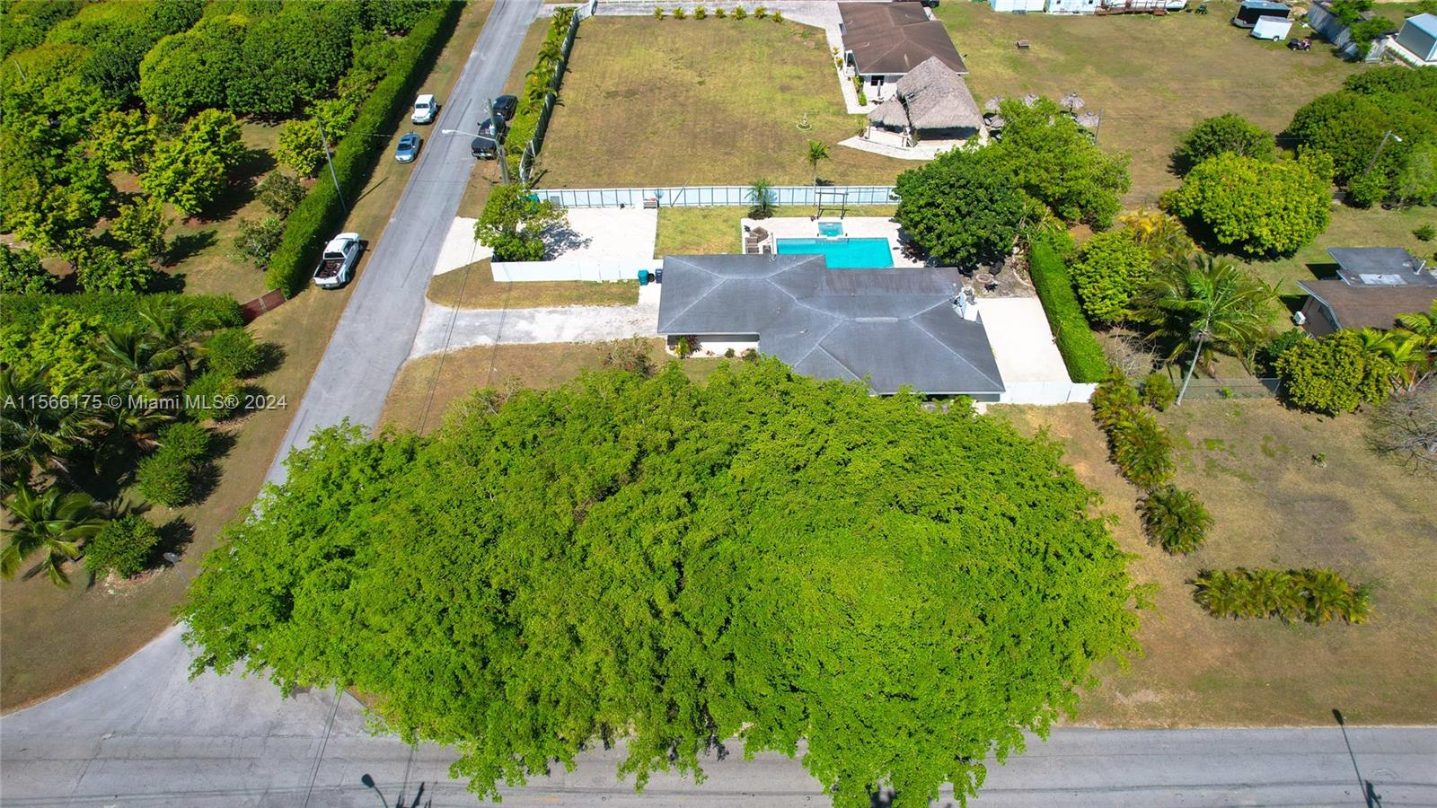 2010 NW 6th Ave 0, Homestead, Florida 33030, 2 Bedrooms Bedrooms, ,1 BathroomBathrooms,Residentiallease,For Rent,2010 NW 6th Ave 0,A11566175