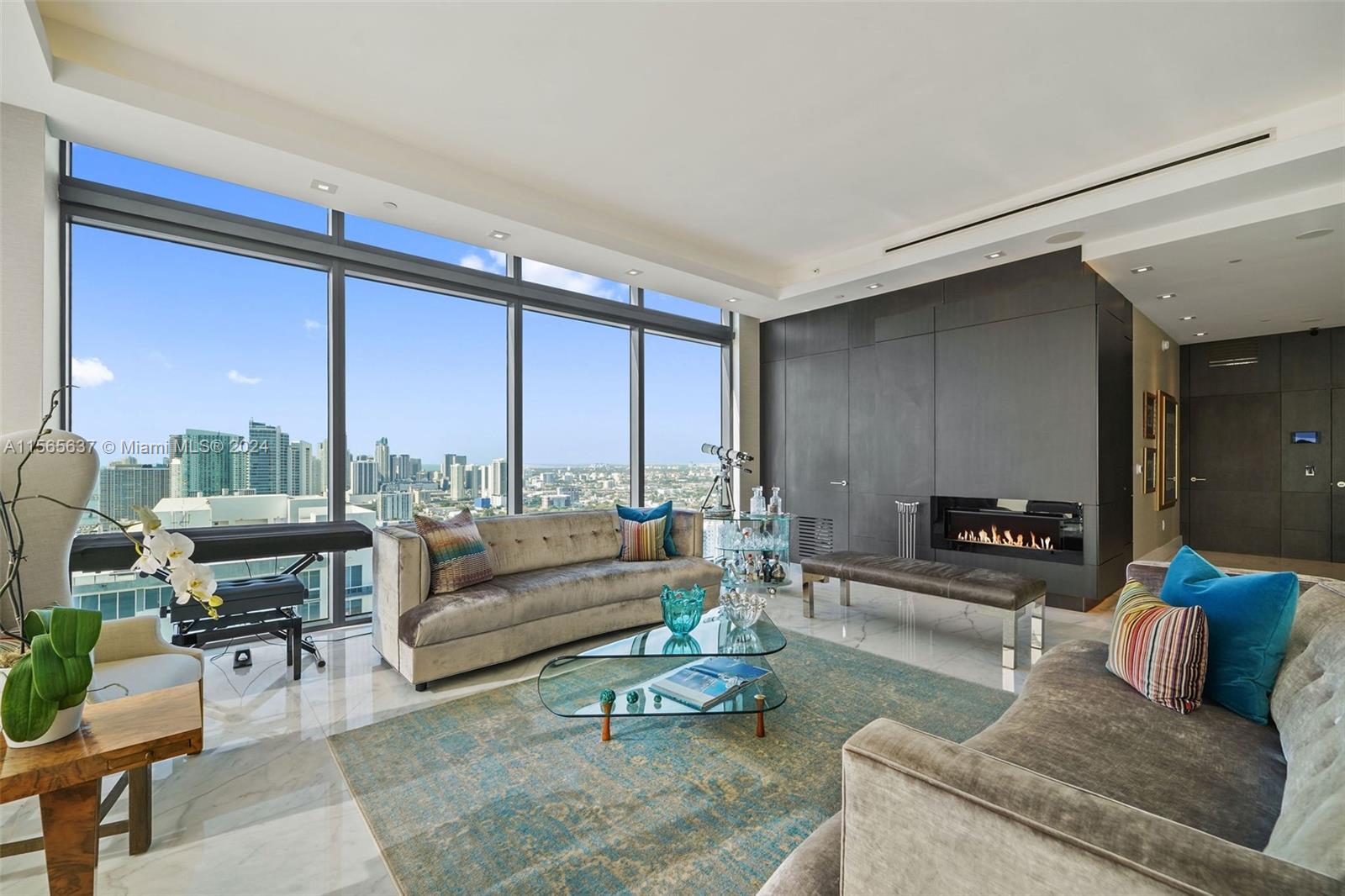 460 NE 28th St 4104, Miami, Florida 33137, 5 Bedrooms Bedrooms, ,5 BathroomsBathrooms,Residentiallease,For Rent,460 NE 28th St 4104,A11565637