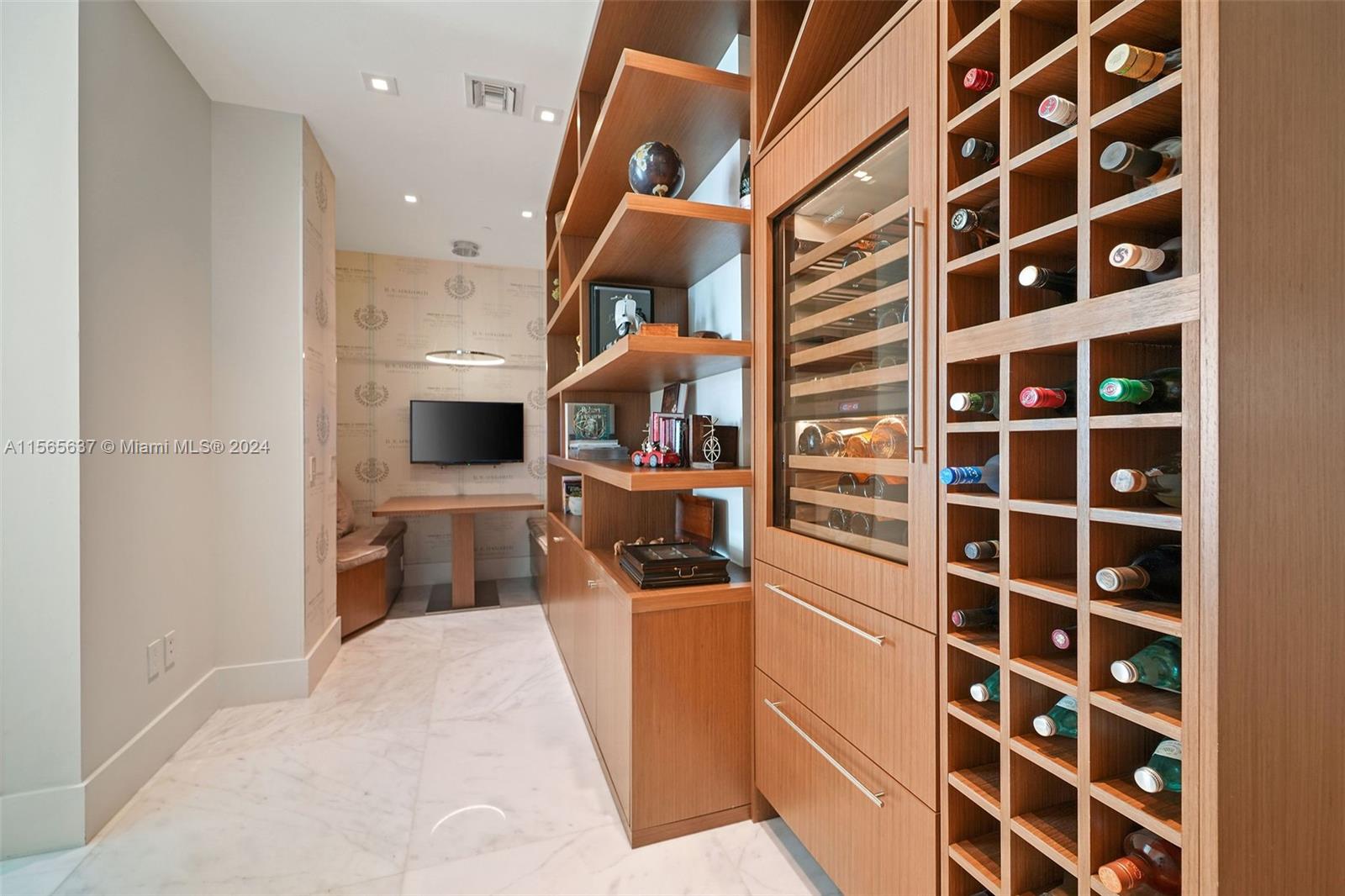 460 NE 28th St 4104, Miami, Florida 33137, 5 Bedrooms Bedrooms, ,5 BathroomsBathrooms,Residentiallease,For Rent,460 NE 28th St 4104,A11565637