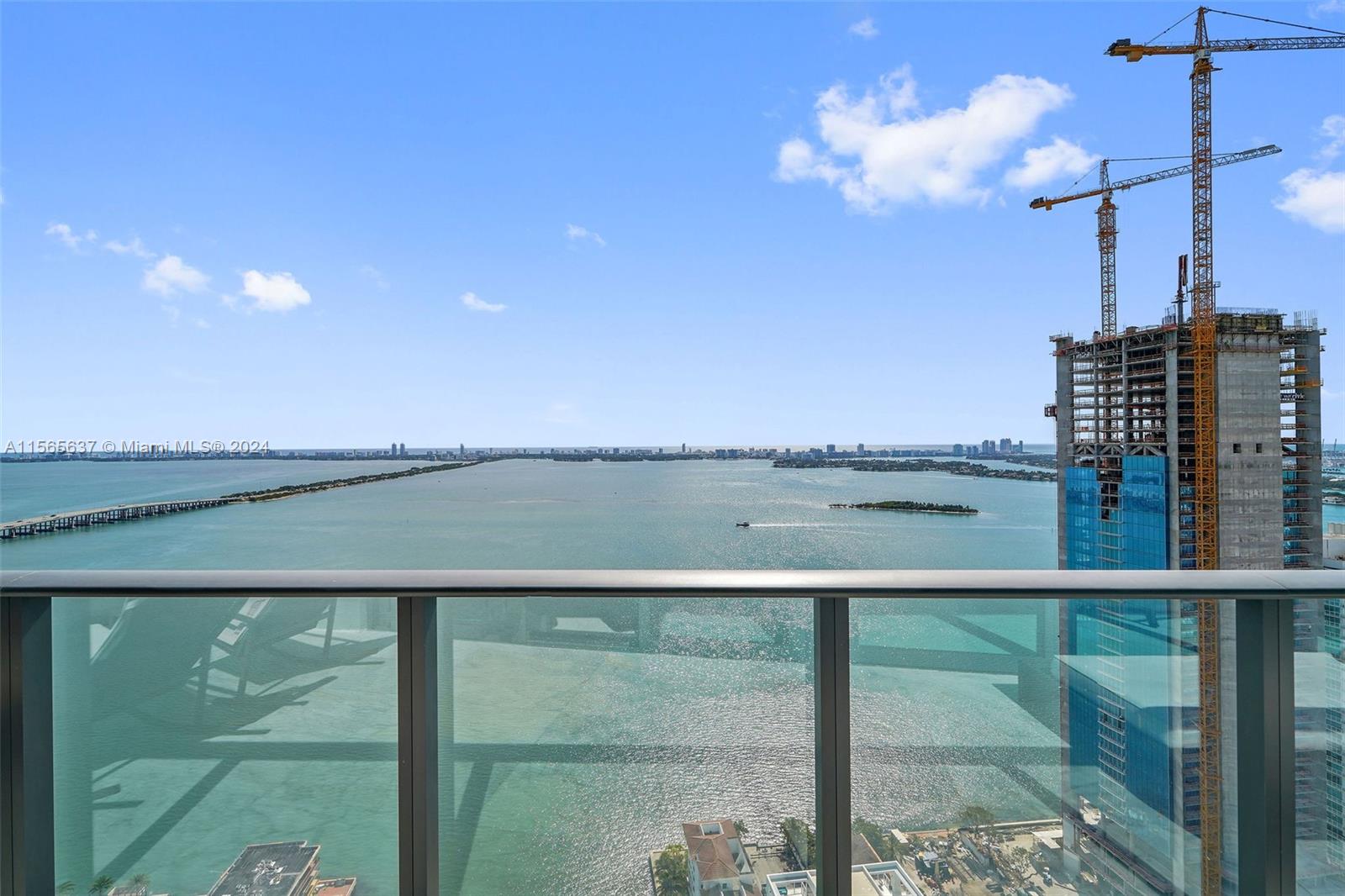 460 NE 28th St 4104, Miami, Florida 33137, 5 Bedrooms Bedrooms, ,5 BathroomsBathrooms,Residentiallease,For Rent,460 NE 28th St 4104,A11565637